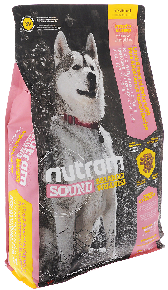Корм сухой Nutram Sound Balanced Wellness S9 для взрослых собак, с ягненком, перловкой, горохом и тыквой, 2,72 кг0120710 Корм сухой Nutram Sound Balanced Wellness S9 для взрослых собак, с ягненком, перловкой, горохом и тыквой, 2,72 кг0120710Сухой корм Nutram Sound Balanced Wellness S9 - натуральный сбалансированный корм для взрослых собак. Целостный (holistic), полезный, богатый питательными веществами сухой корм для собак, который улучшает самочувствие и здоровье питомцев по принципу изнутри наружу. Рецептура корма соответствует возрастным нормам питания для собак, установленным ассоциацией AAFCO. Состав: дегидрированное мясо ягненка, мясо ягненка без костей, перловая крупа, дегидрированное мясо курицы, коричневый рис, овсяная мука, зеленый горошек, куриный жир, сушеная свекольная масса, натуральный ароматизатор ягненка, люцерна, жир лососевых рыб, яблоко, льняное семя, хлористый калий, тыква мускатная, тыква, брокколи, морская соль, хлорид холина, корень цикория (пребиотик), DL-метионин, витамины и минералы (витамин E, витамин А, витамин D3, витамин В3, витамин С, витамин B5, витамин B1, витамин B2, бета-каротин, витамин В6, витамин B9, витамин B7, витамин B12, протеинат цинка, сульфат железа, протеинат железа, оксид цинка, протеинат меди, сульфат меди, протеинат марганца, оксид марганца, иодат кальция, селенит натрия), глюкозамин, юкка Шидигера, розмарин сушеный. Гарантированный анализ: протеин (мин.) 26,0%, жир (мин.) 16,0%, клетчатка (макс.) 3,5%, вода (макс.) 10,0%, зола (макс.) 8,0%, кальций (мин.) 1,4%, фосфор (мин.) 0,80%, Омега-3 (мин.) 0,45%, Омега-6 (мин.) 2,50%. Содержание калорий: 3855 ккал/кг (405 ккал/стакан). Товар сертифицирован.