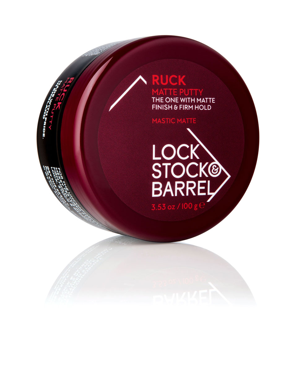Lock Stock & Barrel Матовая мастика для создания массы Ruck Matte Putty 100 грSatin Hair 7 BR730MN Lock Stock & Barrel Матовая мастика для создания массы Ruck Matte Putty 100 грSatin Hair 7 BR730MNМатовая мастика для создания массы RUCK MATTE PUTTY - это продукт №1 для текстурирования, рваность и небрежность текстуры, объем и матовость на волосах, идеален для коротких стрижек, оставляет мужественный аромат. «На втором месте после Библии» - такой рейтинг был присвоен этому стайлингу в одном из английских барбер-сообществ. Мастика дает матовую рваную текстуру, объем и полный контроль над волосами. Идеальный продукт для очень коротких волос, которые нуждаются в самовыражении.