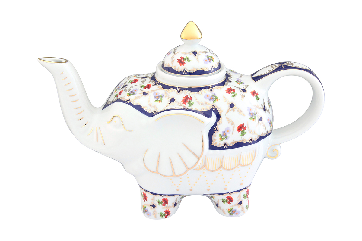 Чайник заварочный Elan Gallery Цветочек, 750 мл54 009312 Чайник заварочный Elan Gallery Цветочек, 750 мл54 009312Загадочная страна Индия: чай, слоны, солнце, праздник! Чайник, выполненный в форме слона, будет напоминать Вам об Индии и наполнит Ваш дом солнечным настроением. Изделие имеет подарочную упаковку, идеальный подарок для Ваших близких!Объем чайника: 750 мл.Размер чайника: 23 х 11 х 15 см.