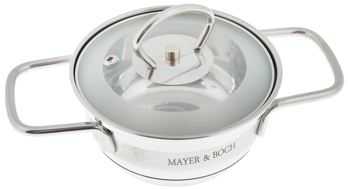 Кастрюля Mayer & Boch с крышкой, 600 мл. 25404FS-91909 Кастрюля Mayer & Boch с крышкой, 600 мл. 25404FS-91909Кастрюля Mayer & Boch изготовлена из высококачественной нержавеющей стали. Комбинация матовой и зеркальной полировки внешнего покрытия придает изделию особо эстетичный и стильный вид. Изделие предназначено для здорового и экологичного приготовления пищи. Внутренняя гладкая поверхность легко чистится - можно мыть в воде руками или протирать полотенцем. Кастрюля имеет трехслойное капсульное дно, которое обеспечивает быстрый подогрев пищи, а также сохранит тепло. Кастрюля оснащена двумя удобными ручками. Крышка из термостойкого стекла снабжена металлическим ободом, удобнойручкой и отверстием для выпуска пара. Такая крышка позволяет следить за процессом приготовления пищи без потери тепла. Она плотно прилегает к краю кастрюли, сохраняя аромат блюд. Внутренние стенки кастрюли имеют отметки литража. Подходит для всех типов плит, включая индукционные. Не предназначена для СВЧ-печей. Можно мыть в посудомоечной машине. Подходит для хранения пищи в холодильнике.Диаметр кастрюли (по верхнему краю): 13,5 см.Диаметр индукционного диска: 7 см.Высота стенки: 6 см. Ширина кастрюли (с учетом ручек): 22 см.