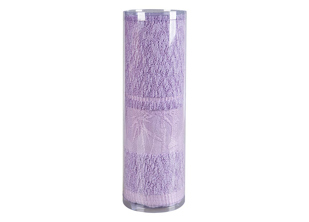 Полотенце Soavita Chloe, цвет: сиреневый, 50 х 90 см68/5/3 Полотенце Soavita Chloe, цвет: сиреневый, 50 х 90 см68/5/3Махровое полотенце Soavita Chloe выполнено из бамбукового волокна. Полотенца используются для протирки различных поверхностей, также широко применяются в быту.Такой набор станет отличным вариантом для практичной и современной хозяйки.Махровое полотно создается из хлопковых нитей, которые, в свою очередь, прядутся из множества хлопковых волокон. Чем длиннее эти волокна, тем прочнее будет нить, и, соответственно, изделие. Длина составляющих хлопковую нить волокон влияет и на фактуру получаемой ткани: чем они длиннее, тем мягче и пушистее получится махровое изделие, тем лучше будет впитывать изделие воду. Хотя на впитывающие качество махры - ее гигроскопичность, не в последнюю очередь влияет состав волокна. Мягкая махровая ткань отлично впитывает влагу и быстро сохнет.Размер полотенца: 50 х 90 см.
