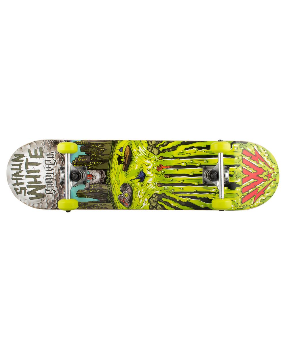 Скейтборд Shaun WHITE-5 Channel, 31,5Х8, ABEC-5JSP-10388 Скейтборд Shaun WHITE-5 Channel, 31,5Х8, ABEC-5JSP-10388Скейтборд Channel, 31,5Х8 - это скейтборд для подростков и взрослых, тех, кто продолжает осваивать или уверенно стоит на доске. На данной доске уже можно уверенно учиться трюкам, так как в конструкции скейта присутствует алюминиевая подвеска, стойкая к ударам и износу. Наличие подшипников ABEC 5 создает более комфортное движение самоката, чем у его предшественников с ABEC 3. Алюминиевая подвеска, ПВХ колеса, 31-ти дюймовая дека, индивидуальный дизайн.Технические характеристики:Дека: китайский клен, 9 слоевРазмер деки: 31,5 дюймаМаксимальный вес пользователя, кг: 100Подвеска: алюминийКолеса: PVCПодшипники: ABEC-5Производство: КНР