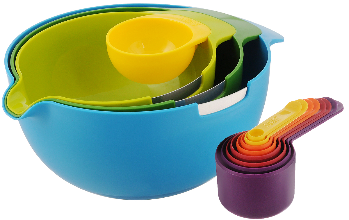 Кухонный набор Joseph Joseph Brilliant Baker, 12 предметов54 009312 Кухонный набор Joseph Joseph Brilliant Baker, 12 предметов54 009312Кухонный набор Joseph Joseph Brilliant Baker включает 3 миски, отделитель желтка и 8 мерных ложек разного объема. Изделия выполнены из высококачественного пищевого пластика. Миски синего, зеленого и салатового цветов предназначены для замешивания теста, приготовления соусов, смешивания различных ингредиентов. Миски снабжены носиком, удобной ручкой и металлической вставкой, о которую удобно разбивать яйцо. Противоскользящее покрытие на дне мисок обеспечивает их устойчивое положение. Желтая миска с перфорированным дном используется для отделения белка от желтка. Она легко крепится к стенкам больших мисок. Мерные ложки имеют разные цвета и объем. Они складываются друг в друга, что позволяет удобно и компактно их хранить. Ручки изделий оснащены отметками литража (в миллилитрах и tsp/cup). Набор позволяет измерять объем от 1,25 мл до 250 мл и от 1/4 чайной ложки до 1 чашки. Набор Joseph Joseph Brilliant Baker станет незаменимым помощником в приготовлении пищи, а современный стильный дизайн позволит такому набору занять достойное место на вашей кухне, добавив интерьеру оригинальности.Nest - это практичность, экономия пространства, яркие краски и стиль! В любом доме будут рады такому подарку, ведь это набор мисок и вспомогательных инструментов для готовки - все в одном.Можно мыть в посудомоечной машине. Объем мерных емкостей: 1,25-250 мл. Длина емкостей (с ручками): 7,5-18 см. Объем мисок: 1,4 л; 2,4 л; 3,8 л. Диаметр мисок: 18 см, 21 см, 24 см. Высота мисок: 9 см, 11,5 см, 13,5 см. Размер отделителя желтка: 10 х 8 х 5 см.