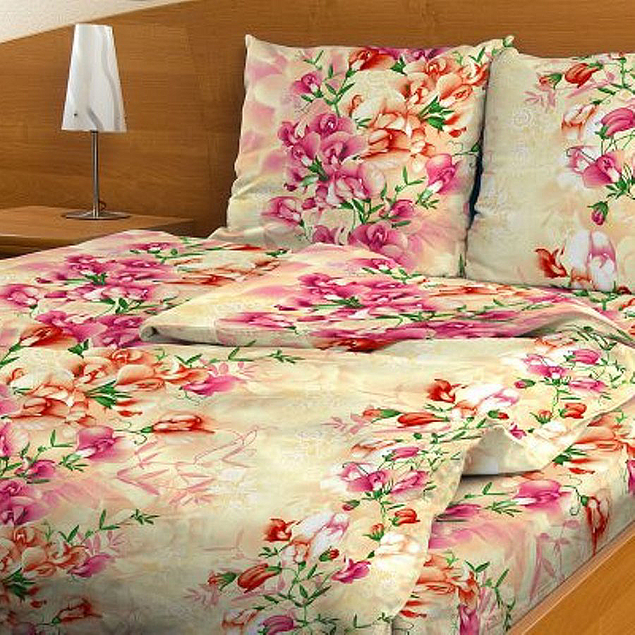 Комплект белья Letto, 1,5-спальный, наволочки 70х70. B117-3391602 Комплект белья Letto, 1,5-спальный, наволочки 70х70. B117-3391602Комплект постельного белья Letto выполнен из классической российской бязи (хлопка). Комплект состоит из пододеяльника, простыни и двух наволочек.Постельное белье, оформленное ярким цветочным рисунком, имеет изысканный внешний вид. Пододеяльник снабжен молнией.Благодаря такому комплекту постельного белья вы сможете создать атмосферу роскоши и романтики в вашей спальне. Уважаемые клиенты! Обращаем ваше внимание на тот факт, что расцветка наволочек может отличаться от представленной на фото.