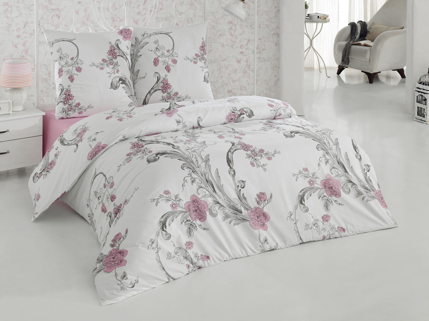 Комплект белья Tete-a-Tete Classic Лаура, евро, наволочки 70х70. К-8062п + ПОДАРОК: Простыня ЭГО, 220 х 220 см391602 Комплект белья Tete-a-Tete Classic Лаура, евро, наволочки 70х70. К-8062п + ПОДАРОК: Простыня ЭГО, 220 х 220 см391602Комплект белья Tete-a-Tete Classic Лаура является экологически безопасным для всей семьи, так каквыполнен из бязи (100% натурального хлопка). Комплект состоит из пододеяльника, простыни и двух наволочек.Постельное белье имеет изысканный внешний вид, яркую цветовую гамму и оригинальный рисунок. Гладкая структура делает ткань приятной на ощупь, мягкой и нежной, при этом она прочная и хорошо сохраняетформу. Ткань легко гладится, не линяет и не садится. Благодаря особой плотности ткани и отличному качествубелье выдерживает в 5 раз больше стирок. Комплект постельного белья Tete-a-Tete Classic Лаура станет отличным дополнением вашего интерьера иподарит гармоничный сон. Простыня ЭГО выполнена из бязи (натурального хлопка) высокого качества, оформленной принтом в полоску.Экологически чистый материал обеспечивает высокую гигиеничность простыни.Выбрав простыню нужнойвам расцветки, вы можете легко комбинировать ее с различным постельным бельем.Размер простыни ЭГО: 220 х 220 см.