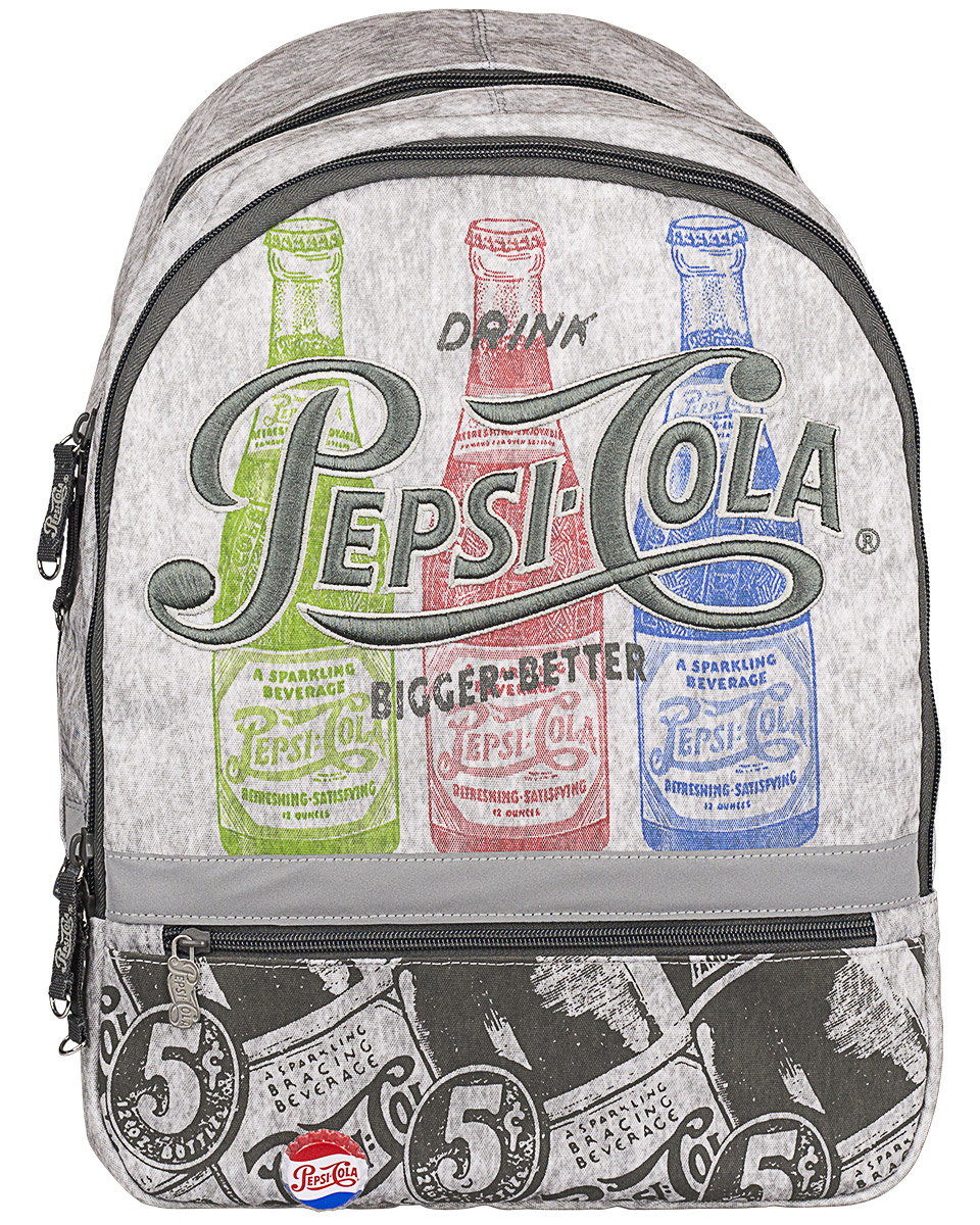 Pepsi Рюкзак Pepsi Cola72523WD Pepsi Рюкзак Pepsi Cola72523WDРюкзак Pepsi Cola изготовлен из прочного материала серого цвета и оформлен рисунками бутылочек с газировкой, вышивкой и оригинальным значком в виде пробки. Рюкзак имеет два основных отделения на застежках-молниях с двумя бегунками. Первое отделение содержит накладной открытый кармашек и врезной карман на молнии. Лицевая сторона рюкзака дополнена карманом на молнии.Рюкзак оснащен петлей для подвешивания. Дно рюкзака можно сделать жестким, разложив специальную панель. Широкие регулируемые лямки и уплотненная спинка рюкзака предохранят мышцы спины ребенка от перенапряжения при длительном ношении. Светоотражающие вставки повышают безопасность ребенка на дороге.Этот рюкзак можно использовать для повседневных прогулок, учебы, отдыха и спорта, а также как элемент вашего имиджа.