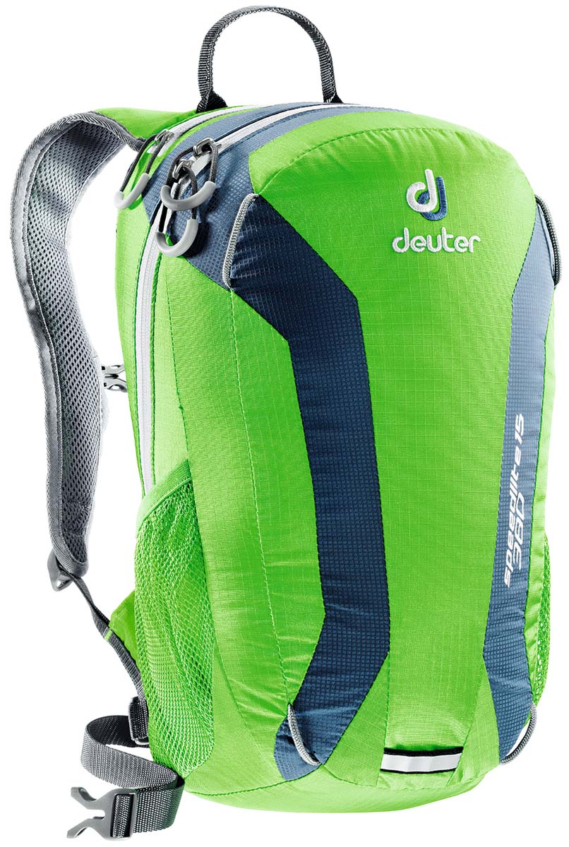Рюкзак Deuter Speed lite 15, цвет: светло-зеленый, 15 л33111_2304 Рюкзак Deuter Speed lite 15, цвет: светло-зеленый, 15 л33111_2304Deuter Speed lite - сверхлегкий спортивный рюкзак для быстроногих атлетов. Вы почти не почувствуете его вес во время гонок по горам, соревнований по ски, туру, велосипедных марафонов, катаясь на равнинных лыжах, и даже просто догоняя уходящий автобус. Особенности: Двойные компрессионные стропы для крепления лыж. Чтобы сжать рюкзак максимально, можно перекинуть их на фронтальную часть; Каркас из пластика Delrin® U-образной формы; V- образный крой для свободного движения рук во время бега, лыжной гонки или при лазании; Анатомическая спинка, обшитая Wide AirMesh; Регулируемый по высоте нагрудный ремень; Усиленное дно; 3M отражатели; Боковые сетчатые карманы обеспечивают быстрый доступ к энергетическим батончикам или к питьевой бутылке; Карман на молнии для мелочей; Молнии с удобными петлями под палец.Размер: 43 х 23 х 16 см.