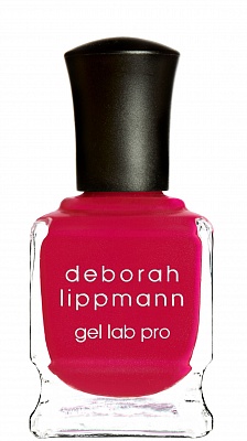 Deborah Lippmann лак для ногтей Great Balls of Fire, Gel Lab Pro Colors 15 мл29957 Deborah Lippmann лак для ногтей Great Balls of Fire, Gel Lab Pro Colors 15 мл29957Новые оттенки и обновленная формула Цвета твоего счастливого лета! Deborah Lippmann представляет летнюю коллекцию лаков Happy Days с обновленной инновационной Gel Lab PRO формулой. Запатентованная формула новых лаков обогащена десятью активными ингредиентами, которые обеспечивают здоровье Вашим ногтям, а маникюру - стойкость, яркий блеск и финиш, подобный гелевому маникюру. Лаки новой коллекции снабжены обновленной контурной кистью, круглый кончик которой позволяет максимально ровно прорисовать линию вокруг кутикулы, а 360 щетинок равномерно распределяют лак по всей ногтевой пластине, не оставляя разводов. Для здоровья ногтей: экстракт вечерней примулы, кератин, биотин, экстракт зеленого чая, экстракт Aucoumea Klaineana, натуральной смолы североафриканского дерева и запатентованный комплекс Nonychosine F, который придает ломким ногтям силу и выравнивает их поверхность. Для стойкости: платиновая пудра, эпоксидная смола Для блеска: шелковая фибра, плексигласс