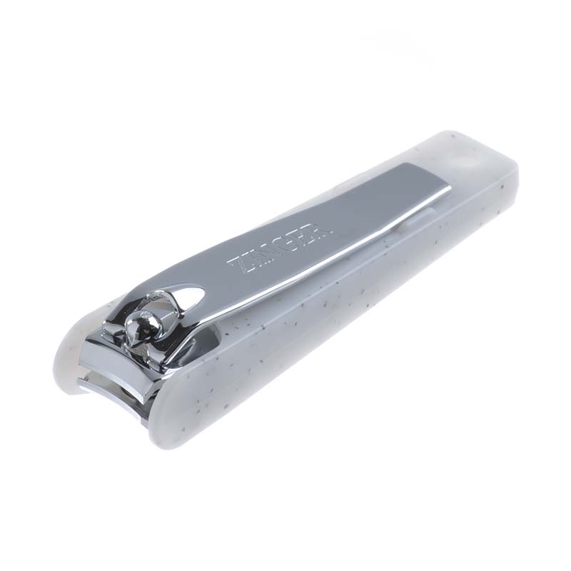 Zinger Клиппер White box zo-SLN-603-C275683 Zinger Клиппер White box zo-SLN-603-C275683Книпсер - инструмент для салонного ухода в домашних условиях, позволяет аккуратно и безопасно обрезать ногти, не прибегая к услугам салона. Книпсер срезает ноготь под прямым углом, что исключает излом ногтя и позволяет сделать очень чистый, качественный срез даже твердых ногтей. Для обработки расслаивающихся и ломких ногтей книпсер является самым эффективным и щадящим инструментом.Изготовлен из стали высокого качества, профессионально заточен. Форма аккуратная и эргономичная. Рефление на ручке исключает скольжение книпсера во время обработки ногтей.Цвет - глянцевое серебро.