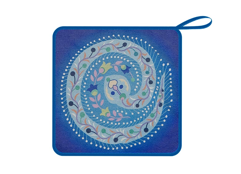 Салфетка кухонная Soavita, из микрофибры, 30 х 30 см. 875661004900000360 Салфетка кухонная Soavita, из микрофибры, 30 х 30 см. 875661004900000360Салфетка Soavita выполнена из микрофибры. Идеально подходит для сухой и влажной чистки. Полностью удаляет воду, не оставляя следа. В сухом виде подходит для деликатных поверхностей: стекол, зеркал, оптики, мониторов, мебели, бытовой техники и многого другого. Во влажном виде незаменима на кухне, в ванной, в уходе за автомобилем. Перед использованием постирать при температуре не выше +40°С.