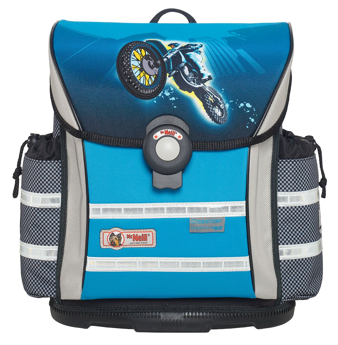 McNeill Ранец школьный Ergo Light 912 Велогонщик72523WD McNeill Ранец школьный Ergo Light 912 Велогонщик72523WDРанец Mc Neill Ergo Light 912 Велогонщик с эргономичной спинкой - лучшее решение для школьников. Изделие закрывается на автоматический магнитный замок. Клапан удлинен по бокам ранца для дополнительной защиты от дождя. Ортопедическая спинка обеспечивает постоянную циркуляцию воздуха за счет плотного вентилируемого материала, из которого она изготовлена. Лямки оптимальной ширины имеют анатомическую форму. Подвесная система SmartFlex отвечает за удобное прилегание к спине и позволяет адаптировать ранец под рост ребенка. Главное вместительное отделение оснащено дополнительной перегородкой для книг и тетрадей. Снаружи по бокам расположены 2 кармана, затягивающихся с помощью шнурков. Светоотражающие вставки обеспечивают безопасность ребенка на дорогах. Прочное пластиковое дно убережет вещи от загрязнения и влаги.