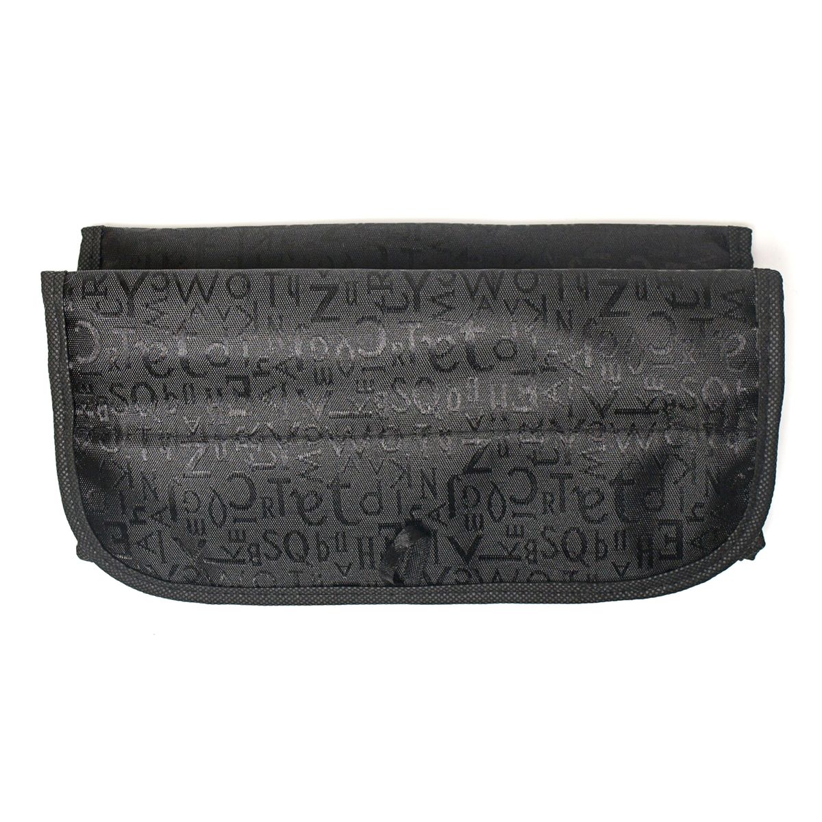 Косметичка-органайзер Homsu Roll-N-Go, 25 x 52 x 13 смTD 0033 Косметичка-органайзер Homsu Roll-N-Go, 25 x 52 x 13 смTD 0033Косметичка-органайзер Homsu Roll-N-Go выполнена из высококачественного полиэстера. Закрывается изделие на 2 магнитные кнопки. Внутри имеется 4 отделения для мелочей на молнии. Теперь вы сможете всегда брать с собой все, что вам может понадобиться. Сверху органайзера имеется крючок для подвешивания. Косметичка-органайзер Homsu Roll-N-Go станет незаменимым аксессуаром для любой девушки.Размер косметички: 25 х 52 х 13 см.