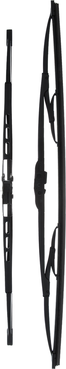 Щетка стеклоочистителя Bosch 531, каркасная, длина 45/53 см, 2 штS03301004 Щетка стеклоочистителя Bosch 531, каркасная, длина 45/53 см, 2 штS03301004Комплект Bosch 531 состоит из двух щеток разной длины, выполненных по современной технологии из высококачественных материалов. Они обеспечивает идеальную очистку стекла в любую погоду.TWIN - серия классических каркасных щеток от компании Bosch. Эти щетки имеют полностью металлический каркас с двойной защитой от коррозии и сверхточный профиль резинового элемента с двумя чистящими кромками.Комплектация: 2 шт.Длина щеток: 45 см; 53 см.