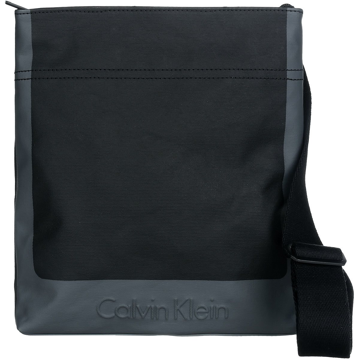 Сумка мужская Calvin Klein Jeans, цвет: черный, серый. K50K502156_0010J3IJ302251_4880 Сумка мужская Calvin Klein Jeans, цвет: черный, серый. K50K502156_0010J3IJ302251_4880Стильная сумка Calvin Klein выполнена из полиуретана и хлопка, оформлена тиснением в виде логотипа бренда.Изделие содержит одно отделение, которое закрывается на застежку-молнию. Внутри сумки размещены два накладных кармашка для мелочей и врезной карман на застежке-молнии. На задней стороне расположен открытый накладной кармашек. Сумка оснащена плечевым ремнем регулируемой длины. В комплекте с изделием поставляется чехол для хранения.Модная сумка идеально подчеркнет ваш неповторимый стиль.