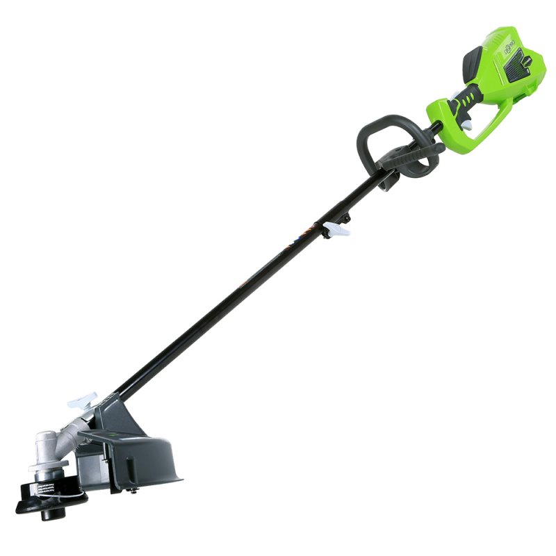 Триммер аккумуляторный Greenworks G-MAX GD40BC, бесщеточный, 40 В, 35 см (без АКБ и ЗУ)80653 Триммер аккумуляторный Greenworks G-MAX GD40BC, бесщеточный, 40 В, 35 см (без АКБ и ЗУ)80653Триммер аккумуляторный Greenworks G-MAX GD40BC - это полупрофессиональная модель для скашивания травы и мягкой поросли, подравнивания травы в труднодоступных для газонокосилки местах. Данная модель оснащена бесщеточным электродвигателем DigiPro. Двигатель DigiPro эффективнее и надежнее обычного щеточного, при этом абсолютно экологичен, не требует дополнительного обслуживания и прост в эксплуатации. Триммер имеет пониженный уровень вибраций и шума, обладает регулируемой площадью скоса до 35,6 см, оснащен катушкой с выводом лески диаметром 2 мм. Удобная передняя рукоятка позволит легко управлять триммером. Эта модель моментально готова к работе нажатием одной кнопки. Благодаря питанию от 40V аккумулятора триммер обеспечивает долгую автономную работу. Данный аккумулятор совместим с другими устройствами из линейки G-MAX 40V. Для безопасной работы триммер оснащен кнопкой включения и предохранителем. Преимущества модели: - Работа от 40V аккумулятора, совместимого с другими устройствами из линейки 40V. - Бесщеточный электродвигатель с технологией DigiPro. - Не требует времени для подготовки к работе, включение нажатием одной кнопки. - Регулируемая площадь скоса. - Удобная передняя рукоятка. - Кнопка включения и предохранитель. - Катушка с выводом 2 мм лески. - Металлический диск для скашивания грубой поросли. - Автоматическая подача лески. Технические характеристики: Двигатель: бесщеточный. Номинальное напряжение: 40 В. Скорость вращения вала, без нагрузки: 6500 об/мин. Диаметр режущей струны: 2 мм. Площадь скоса: 25,4-35,6 см. Уровень шума: 96 децибел. Вес: 5,46 кг. Работает с аккумуляторами Greenworks G-MAX40 (арт. 29717, 29727) и зарядным устройством G40C (арт. 29417).В комплекте нет аккумуляторной батареи и зарядного устройства.