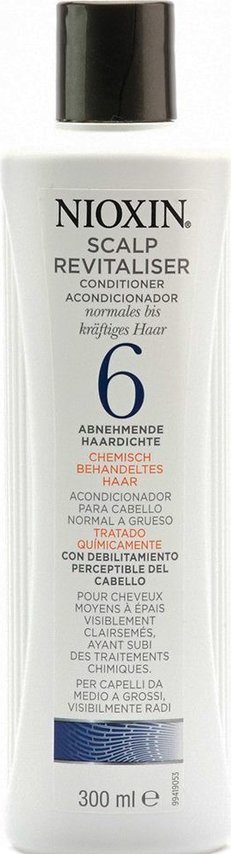 Nioxin Scalp Увлажняющий кондиционер (Система 6) Revitaliser System 6, 300 млFS-00897 Nioxin Scalp Увлажняющий кондиционер (Система 6) Revitaliser System 6, 300 млFS-00897Увлажняющий кондиционер из Системы 6 от Ниоксин для жестких и редеющих волос мягко воздействует на кожу головы, увлажняя и питая ее. Средство придает волосам упругость и пластичность, а энзимы, которые входят в его состав обладают потрясающим питательным эффектом. Увлажняющий кондиционер от Ниоксин подходит для ежедневного применения.После применения кондиционера от Nioxin волосы становятся мягкими и эластичными, они легко укладываются и расчесываются и значительно меньше выпадают.