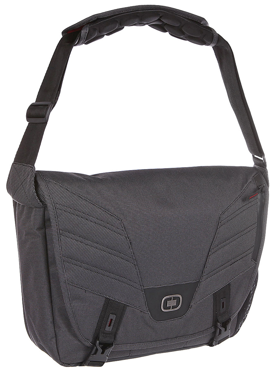 Сумка для ноутбука Ogio Renegade Messenger, цвет: черный, 11 лMABLSEH10001 Сумка для ноутбука Ogio Renegade Messenger, цвет: черный, 11 лMABLSEH10001OGIO – высокотехнологичный продукт от американского производителя. Вместимые сумки для путешествий, работы и отдыха, специальная коллекция городских сумок для женщин, жесткие боксы под мелкий инвентарь и многое другое. Отличный чехол для ноутбука, который значительно облегчит транспортировку Вашего гаджета особенно в тех ситуациях, когда нет необходимости брать с собой много вещей. В нем удачно поместится 13-дюймовый ноутбук и все его аксессуары, такие как блок питания, мышь, наушники и т.п. Имеются также специализированный отдел для бутылки с водой и кармашек для кошелька с быстрым доступом.