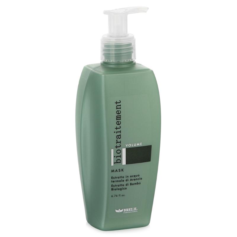 Brelil Маска для придания объёма Bio Traitement Volume Mask, 200 млFS-00897 Brelil Маска для придания объёма Bio Traitement Volume Mask, 200 млFS-00897Brelil Bio Traitement Volume Mask Маска для придания объёма приподнимает волосы от самых корней, наполняет их великолепным блеском и сиянием, дарит силу и здоровый вид. Формула данной маски основана на органическом молочке бамбука и экстракте апельсина на термальной воде. Экстракт апельсина обладает мощным антиоксидантным свойством, укрепляет ослабленные волосы, обеспечивает лёгкое расчёсывание, а термальная вода отлично увлажняет кожу головы. Благодаря молочку бамбука волосы обволакиваются специальной невидимой плёнкой, в результате чего тонкие волосы заметно утолщаются, становятся очень мягкими и послушными, получают защиту от агрессивных внешних факторов и ультрафиолетовых лучей.Маска Volume Mask для придания объёма делает волосы лёгкими и шелковистыми, не содержит красителей и консервантов.