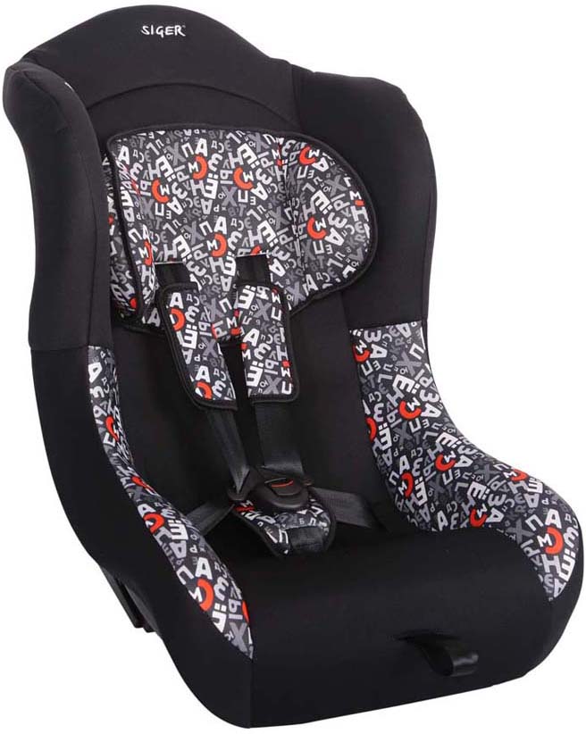 Siger Art Автокресло Тотем АлфавитKRES0015 Siger Art Автокресло Тотем АлфавитKRES0015Детское автокресло Siger «Тотем» относится к возрастной группе 0+/1 , для детей от рождения до 4 лет, весом до 18 кг. В основе кресла Siger «Тотем» прочный монолитный каркас. Износостойкий съемный чехол выполнен из нетоксичного гипоаллергенного материала, легко стирается. Ортопедическая форма сидения создает дополнительное удобство во время поездки. Специальный упор для регулировки угла наклона разработан и запатентован ТМ «Siger». Мягкий подголовник, специальная ортопедическая спинка и накладки внутренних ремней повышают уровень комфорта во время поездки.Ярко выраженная боковая защита позволяет повысить уровень безопасности при боковых ударах.Детские удерживающие устройства Siger разработаны и сделаны в России с учетом анатомии детей. Двухпозиционная регулировка внутренних ремней позволяет адаптировать кресло Siger «Тотем» под зимнюю и летнюю одежду ребенка. Автокресло успешно прошло все необходимые краш-тесты и имеет сертификат соответствия техническому регламенту РФ и таможенному союзу.Автокресло Siger «Тотем» упаковано в защитную полиэтиленовую пленку.