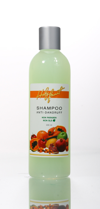 Holy Fruit Шампунь против перхоти Shampoo Anti-Dandruff, 300 мл071-02-1776 Holy Fruit Шампунь против перхоти Shampoo Anti-Dandruff, 300 мл071-02-1776Шампунь предназначен для решения таких проблем как себорея и себорейный дерматит, повышенное выделение кожного жира, выпадение волос, ранки на коже головы. Соли Мертвого моря нормализуют функции кожи, удаляют омертвевшие клетки и излишки кожного жира, открывают поры. Пиритион цинка и масло чайного дерева оказывают сильнейшее противопсориатическое и бактерицидное действие, подавляют размножение и жизнедеятельность грибков – возбудителей перхоти, подсушивает кожу головы. Экстракты крапивы, шалфея, камелии, масло розмарина и облепихи усиливают лечебные свойства шампуня, стимулируют рост, увлажняю корни волос.Постоянное применение шампуня способствует восстановлению функции сальных желез, ускоряет процесс регенерации эпидермиса, препятствует выпадению волос. Особенно рекомендуется для ухода за жирными волосами.
