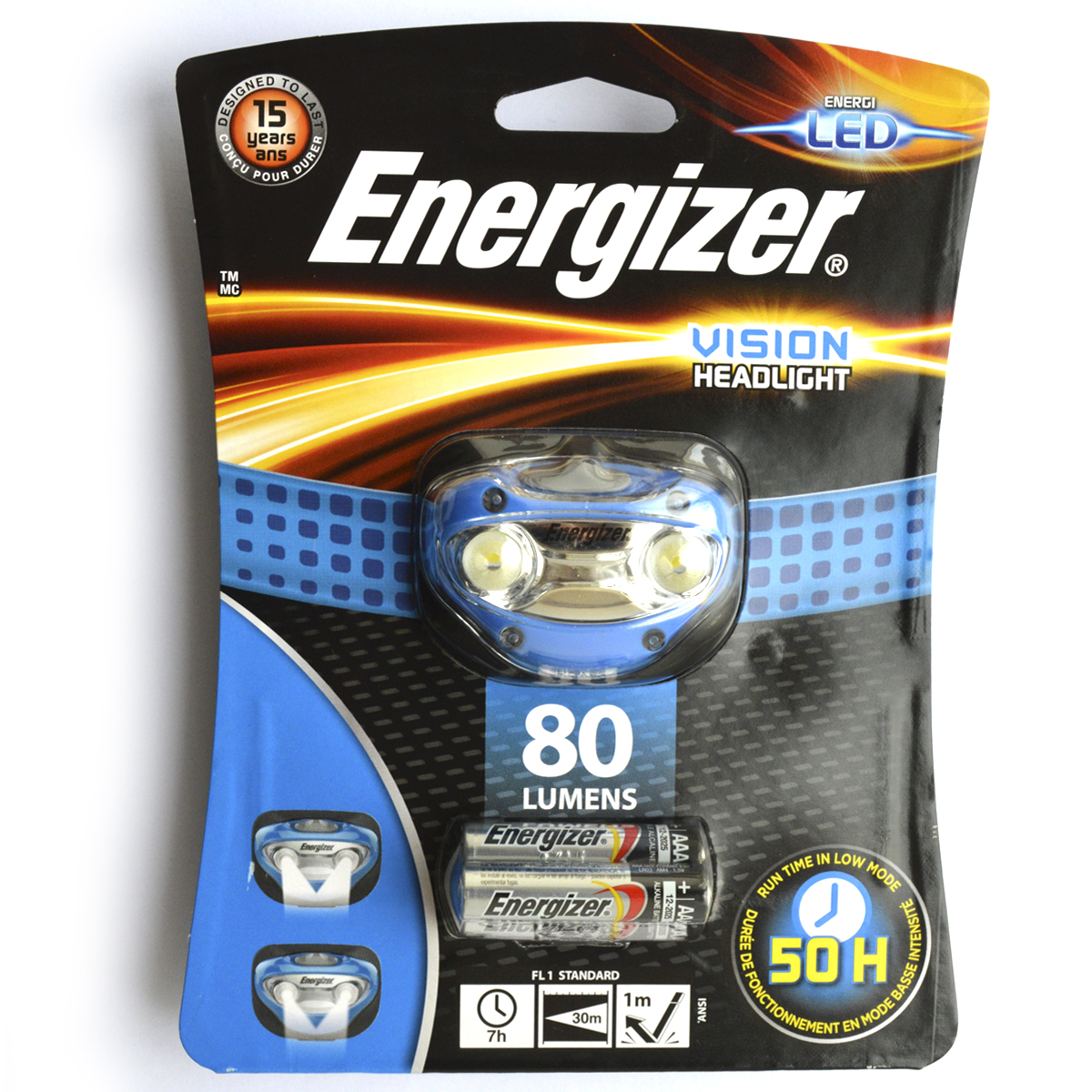 Фонарь налобный Energizer Headlight Vision. E30028030067742 Фонарь налобный Energizer Headlight Vision. E300280300677422 белых светодиодаРежимы освещения с высокой и низкой мощностьюПолзунковый переключатель включения/выключенияРегулируемая эластичная лента для крепления на головуПоворотная головка Небьющиеся линзыУстойчив к падению с высоты в 1 метр Расчетный срок службы 15 лет3 щелочных батарейки типоразмера AAA (входят в комплект)Обновлен и улучшен по сравнению с предыдущей линейкой, светит до 4 раз ярче, чем обычные светодиодные фонари