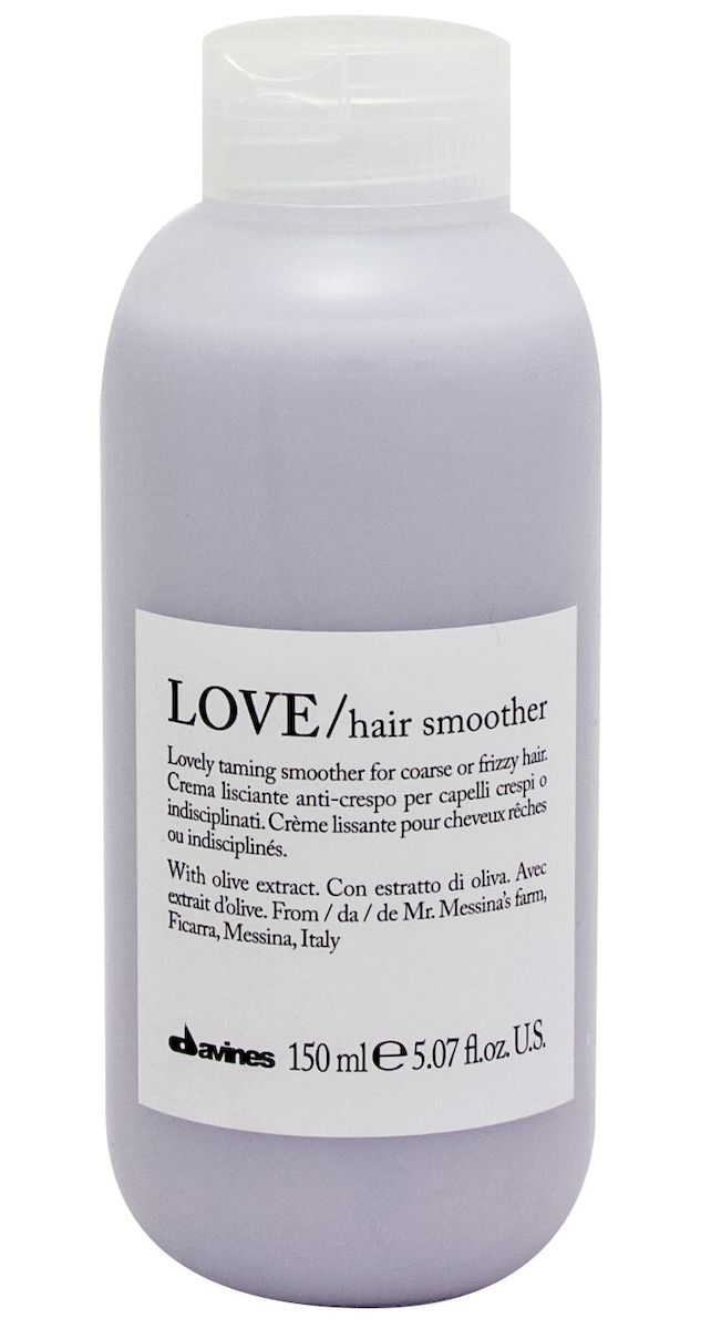 Davines Крем для разглаживания завитка Essential Haircare New Love Lovely Hair Smoother, 150 млkaaral1206 Davines Крем для разглаживания завитка Essential Haircare New Love Lovely Hair Smoother, 150 млkaaral1206Особая серия мягкого очищения кудрявых волос. Активный экстракт миндаля очищает и питает кудри. Богатая важными антиоксидантами формула восстанавливает локоны. Протеины, ненасыщенные жиры, витамины В и Е, магний, калий, железо, медь и фосфор в высокой концентрации обеспечивают благоприятное воздействие на кудри, полностью очищают волосы, дарят им свежесть, гибкость, объем и чистоту.