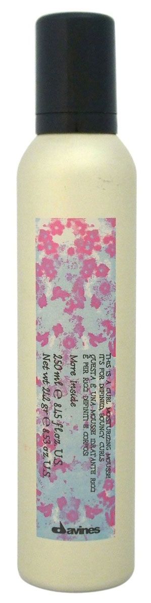 Davines Увлажняющий мусс для упругих четко очерченных локонов More Inside Curl Mosturizing Mousse, 250 мл12761 Davines Увлажняющий мусс для упругих четко очерченных локонов More Inside Curl Mosturizing Mousse, 250 мл12761Легкая пена, близкая по консистенции к крему. Подчеркивает каждый завиток, делает их гибче, добавляет объем. Без утяжеления прически. Средство может использоваться как финальный штрих при нанесении на высушенные волосы - в этом случае мусс работает как увлажняющее средство. Создает и моделирует идеальные локоны, сохраняет их форму и упругость. Увлажняет волосы, насыщая их влагой.