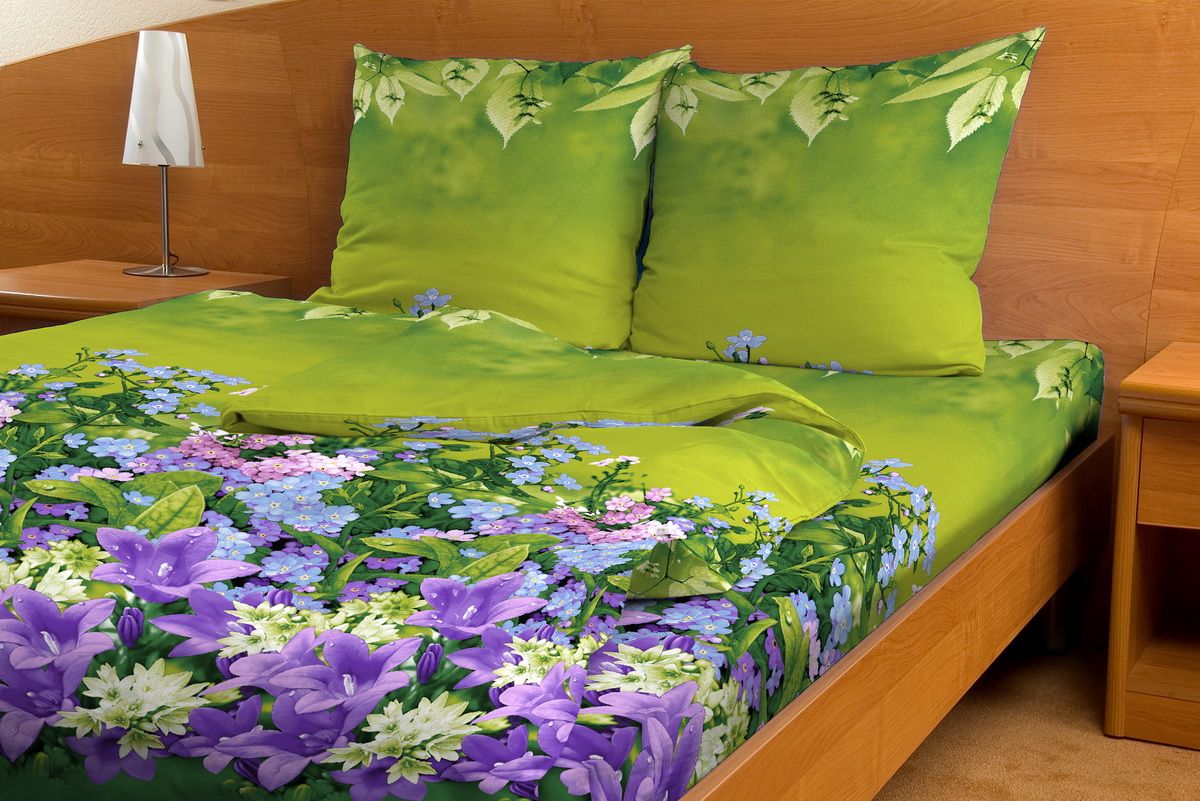 Комплект белья Amore Mio Assorti, евро, наволочки 70x70, цвет: зеленый, фиолетовый391602 Комплект белья Amore Mio Assorti, евро, наволочки 70x70, цвет: зеленый, фиолетовый391602Комплект постельного белья Amore Mio является экологически безопасным для всей семьи, так как выполнен из бязи (100% хлопок). Комплект состоит из пододеяльника, простыни и двух наволочек. Постельное белье оформлено оригинальным рисунком и имеет изысканный внешний вид.Легкая, плотная, мягкая ткань отлично стирается, гладится, быстро сохнет. Рекомендации по уходу: Химчистка и отбеливание запрещены.Рекомендуется стирка в прохладной воде при температуре не выше 30°С.