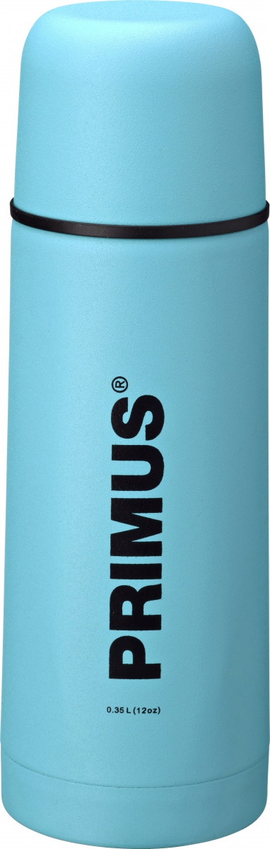 Термос Primus C&H Vacuum Bottle, цвет: голубой, 750 мл737790 Термос Primus C&H Vacuum Bottle, цвет: голубой, 750 мл737790Термос имеет двойные стенки, изготовлен из нержавеющей стали и покрыт износостойкой порошковой краской.C & H в названии модели - это холодный и горячий, что означает, что благодаря своим превосходным возможностям теплоизоляции, термос способен поддерживать температуру холодных и горячих напитков в течении нескольких часов. Комбинированная крышка, сочетающая в себе кружку, компактный и легкий дизайн, удобный клапан с функцией Quick-stop делают термос Primus C&H Vacuum Bottle максимально удобным и функциональным. Его легко расположить как внутри рюкзака, так и в боковом кармане.Объем термоса: 750 мл.