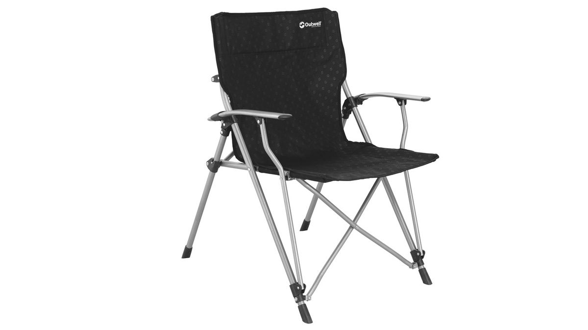 Кресло складное Outwell Goya Chair, цвет: черный, 67 х 58 х 99 см470044 Кресло складное Outwell Goya Chair, цвет: черный, 67 х 58 х 99 см470044Кемпинговое кресло Outwell Goya Chair станет незаменимым помощником во время любого вида отдыха. Это складное кресло благодаря своей универсальности и мобильности сможет выручить в любой ситуации. Легко раскладывается и складывается, не нуждается в сборке, сделано из высокопрочной стали, поэтому будет служить длительное время. Это кресло для пикника еще и очень стильное, черный цвет обивки с интересными узорами стал прекрасным дополнением стального каркаса – отличный вариант для мебели на даче. Кресло является новинкой из Черной коллекции, имеется фирменная надпись, а большой размер просто создан для комфорта. Купить кресло Outwell Goya Chair – значит приобрести универсальную и прочную мебель для комфорта и расслабления. Особенности:• габариты в разложенном виде: 67 x 58 x 99 см.• в сложенном виде: 13 х 30 х 110 см. • максимальная нагрузка: 100 кг. Материал: Сталь, 600D полиэстер. Реальный вес (кг): 4.5