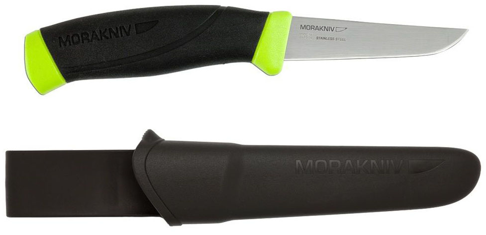Нож туристический Morakniv Fishing Comfort Fillet 090, цвет: черный, зеленый, стальной, длина лезвия 9 смG746-1-GR Нож туристический Morakniv Fishing Comfort Fillet 090, цвет: черный, зеленый, стальной, длина лезвия 9 смG746-1-GRНож Morakniv Fishing Comfort Fillet 090 ориентирован на рыбаков, которым необходим качественный инструмент для очистки своего улова. Но данная модель легко справится и с другими задачами во время отдыха на природе или даже приготовления пищи дома.Нож небольшой по размерам, прекрасно подходит для разделки рыбы по форме и сделан из материалов, которые не ржавеют при частом контакте с водой. Однако эффективно использовать его смогут не только рыбаки, но и туристы, охотники, любители пикников и любого другого вида отдыха на природе. Клинок ножа Morakniv Fishing Comfort Fillet 090 выполнен из шведской нержавеющей стали. Это марка Sandvik 12C27, признанная одной из наиболее сбалансированных по принципу твердости, долговечности, сопротивляемости коррозии и простоты в уходе. Sandvik относится к мартенситным сталям с высоким содержанием хрома. Клинок из такого металла легко затачивается, может использоваться в условиях сырости и нуждается в минимальном ежедневном уходе. Режущая кромка ножа заточена гладко. Такую заточку не сложно подновить непосредственно на рыбалке при помощи карманной точилки. Размер лезвия ножа в длину составляет 9 см, а его толщина составляет 0,13 см.Рукоятка сделана таким образом, чтобы пользователю было удобно держать нож в мокрых руках. Она изготовлена из прорезиненного пластика, а форма ручки — эргономичная. С учетом рукоятки, длина ножа достигает 20,4 см. Поскольку нож Morakniv Fishing Comfort Fillet 090 относится к категории нескладных ножей, в комплект входит практичный пластиковый чехол. Он надежно защищает лезвие от повреждений, а владельца ножа — от случайных травм. Этот чехол можно прикрепить на поясной ремень или же просто положить нож в ножнах в карман рюкзака.Общая длина ножа: 20,4 см.