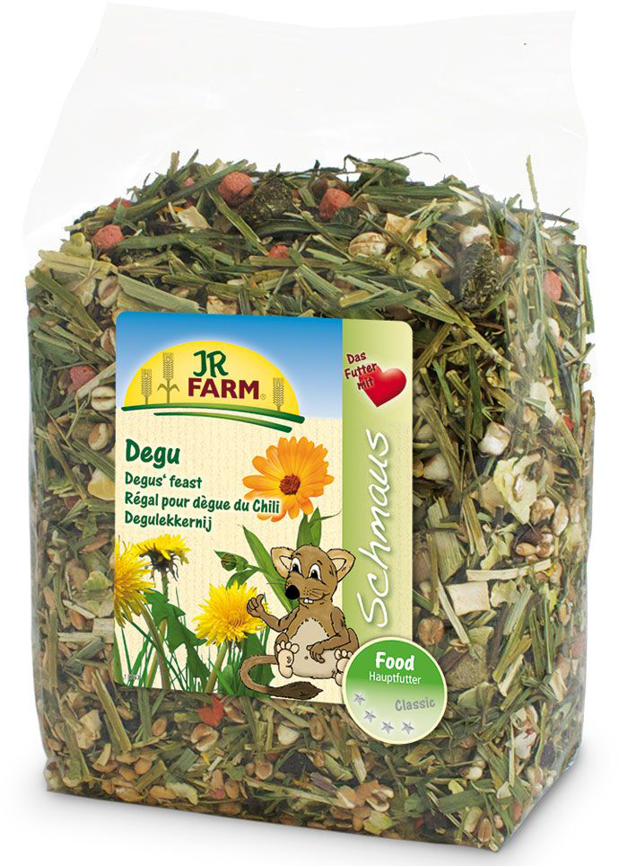 Корм для дегу JR Farm Classic, 800 г101246 Корм для дегу JR Farm Classic, 800 г101246Корм JR Farm Classic - полностью натуральный полноценный корм для всех видов дегу. Высокое содержание клетчатки и низкое содержание зерна обеспечивают здоровое пищеварение и способствуют снижению вероятности набора лишнего веса дегу. Полностью, как естественный корм из природы, смесь не содержит фрукты или ингредиенты с высоким содержанием сахаров, что снижает риск развития диабета. Большое количество овощей, витаминов и минералов для здорового образа жизни и для отличной физической формы. Рекомендации по кормлению: наполняйте кормушку, когда она уже пуста. Пожалуйста, обеспечивайте животное таким количеством корма, которое он съедает в течение 24 часов. Состав: пшеница, хлопья гороха, экстрактированная кукуруза, пшеничные хлопья, люцерна, хлопья бобов, семена трав, воздушная пшеница, пастернак, тимофеевка луговая, петрушка, ежа сборная, мята, морковь, свекла, зелень кукурузы, подорожник, красный клевер, мятлик луговой, овсяница луговая, манжетка, эхинацея, мелисса, овес, ноготки 0,4%, одуванчик 0,3%, сено. Основной анализ: протеин 14.4%, жиры 2.8%, клетчатка 9.8%, зола 5.0%. Товар сертифицирован.Уважаемые клиенты! Обращаем ваше внимание на то, что упаковка может иметь несколько видов дизайна. Поставка осуществляется в зависимости от наличия на складе.