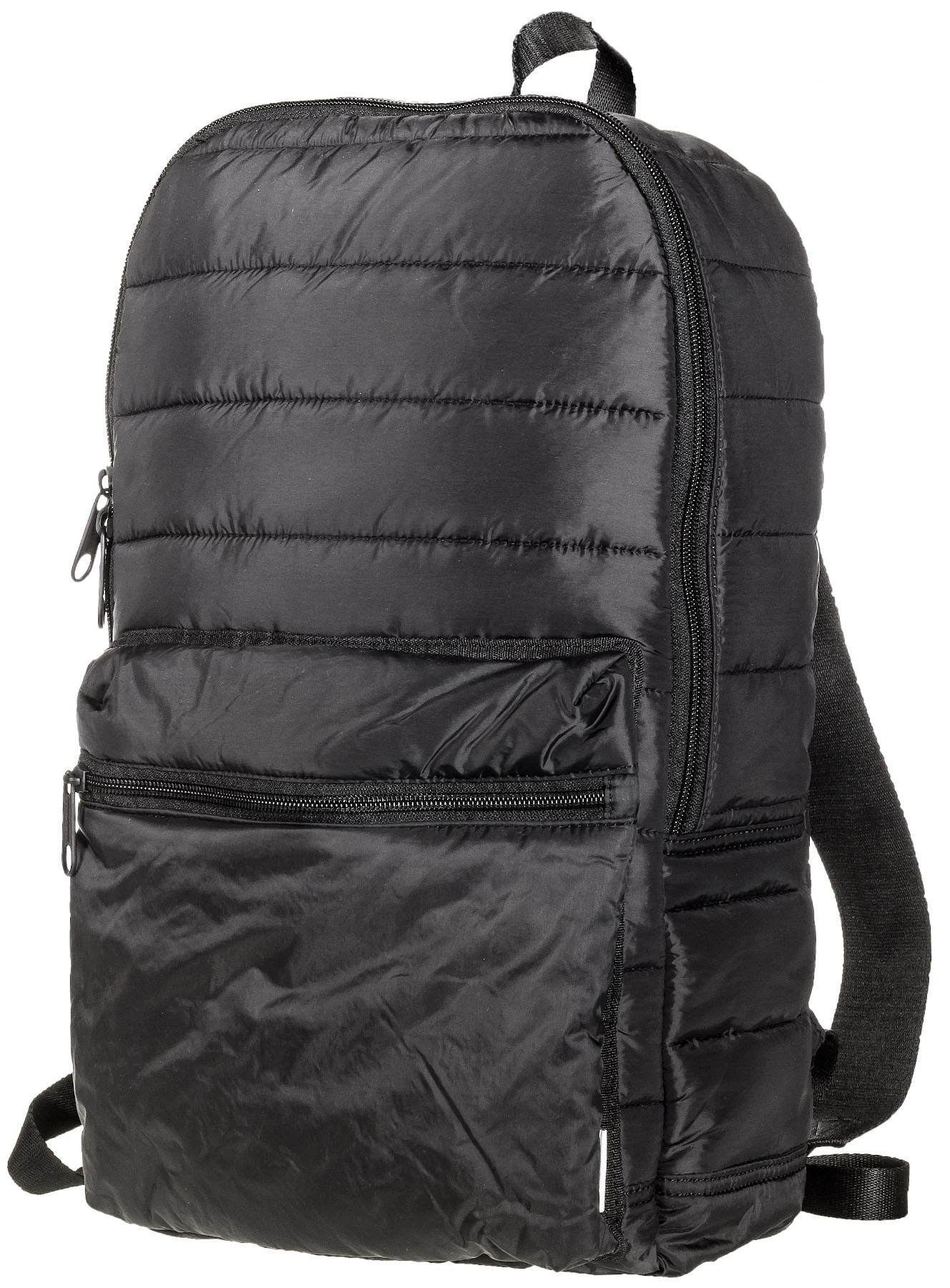 Рюкзак Converse Packable Backpack, цвет: черный. 10001331001S76245 Рюкзак Converse Packable Backpack, цвет: черный. 10001331001S76245Рюкзак Converse Packable Backpack выполнен из стеганого текстиля. Модель с одним отделением. Спереди объемный карман на молнии. У рюкзака регулируемые по длине плечевые лямки и петля для подвешивания.