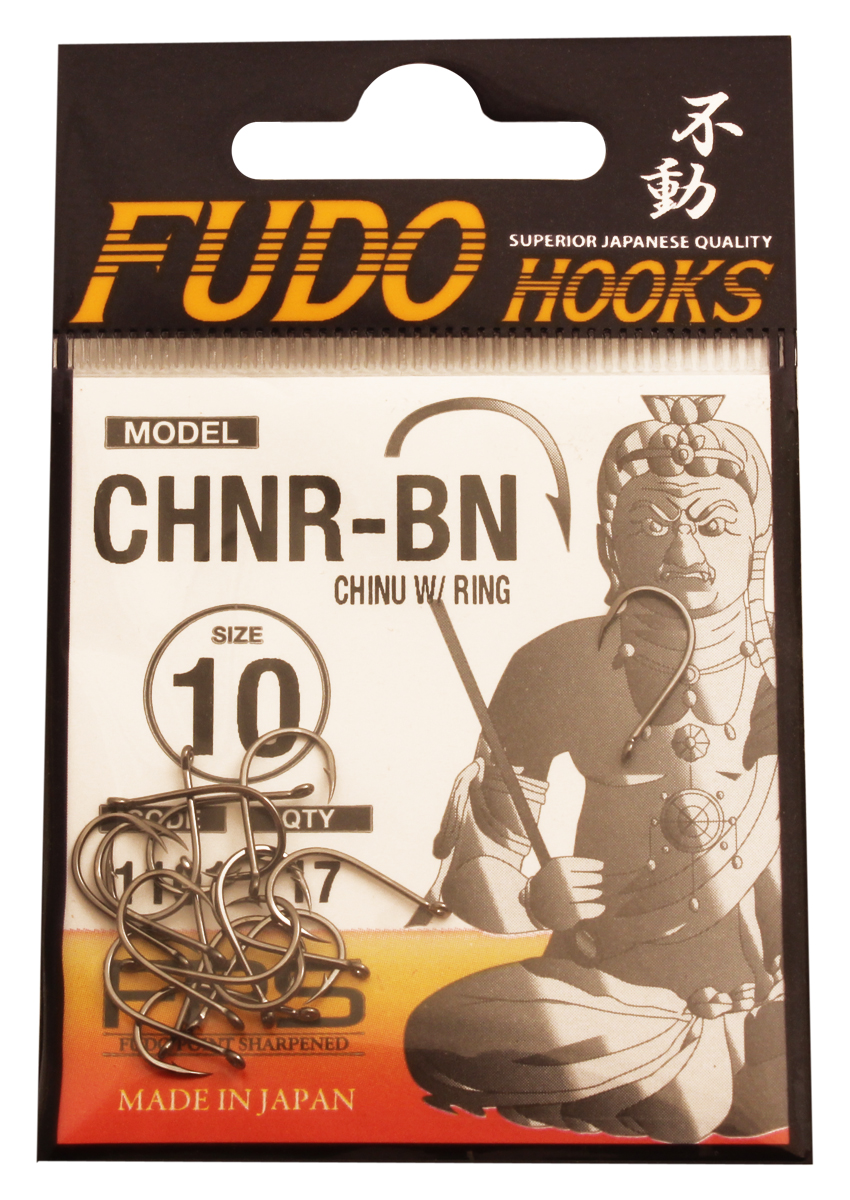 Крючок Fudo Chinu W/Ring, №10 BN (1101), 17 шт1045773 Крючок Fudo Chinu W/Ring, №10 BN (1101), 17 шт1045773Рыболовные крючки FUDO, производства Японии, являют собой сочетание лучших материалов , лучших технологий и наилучших человеческих навыков. Основными характеристиками крючков являются : 1 ) оптимальная форма -с точки зрения максимального улова. 2) Экстремальный заточка крюка , которая сохраняется при длительной ловле. 3) Отличная эластичность, что позволяет им противостоять деформации. 4) Общая коррозионная стойкость в процессе производства , благодаря нескольким патентам в области металлургии и производства техники. Сталь с управляемым содержания углерода -это те материалы, которые применяются в производстве крючков. Эти материалы, в виде калиброванной проволоки ,изготавливаются исключительно для инжиниринговой службы FUDO . После чего, крючок подвергается двум различным методом для заточки : механическим и химическим. Во время заточки, уровень остроты контролируется онлайн , что в итоге приводит к идеальному повторению всей серии. Прочность крючка реализуется через печи , где система компьютерной помощи регулирования температуры , позволяет достичь точности в производстве в 0,01 градуса по Цельсию, и времени обработки с точностью 0, 001 секунды. В результате крючки FUDO получаются абсолютно закаленными , что позволяет добиться отличного результата по твердости и эластичность, а также все модели крючков обладают анти коррозионным покрытием. Место крепления крюка с леской, выполненно в виде кольца. С изогнутым жалом.