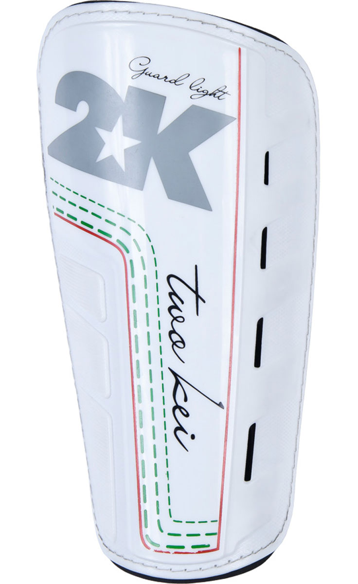 Щитки футбольные 2K Sport Guard, цвет: белый, черный, серый. Размер M120330_white/royal Щитки футбольные 2K Sport Guard, цвет: белый, черный, серый. Размер M120330_white/royalФутбольные щитки профессионального уровня 2K Sport Guard из высококачественного полипропилена. Имеет прочную переднюю панель и двухслойную текстильную подкладку с перфорациями, обеспечивающими лучшую вентиляцию. Применяется для защиты голени во время игры в футбол. В комплект входит текстильный компрессионный чулок для фиксации щитка на ноге.