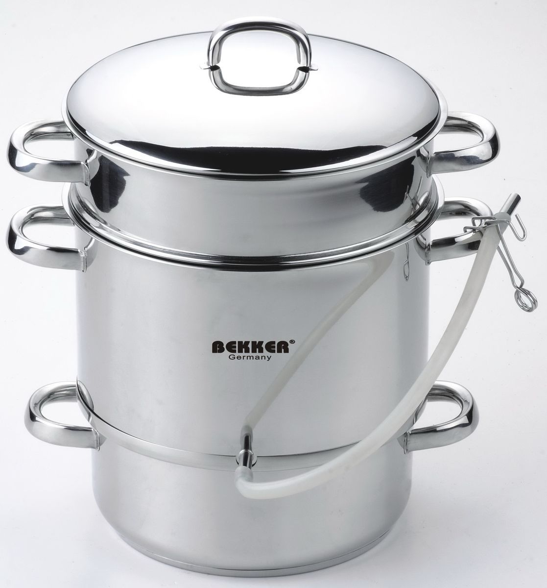 Соковарка Bekker, 8 л. BK-907115510 Соковарка Bekker, 8 л. BK-907115510Объем 21л, кастрюли нижняя 24х11см, средняя 26х15см, верхняя 26х16см, крышка метал, капсулированное дно. Состав: нержавеющая сталь.