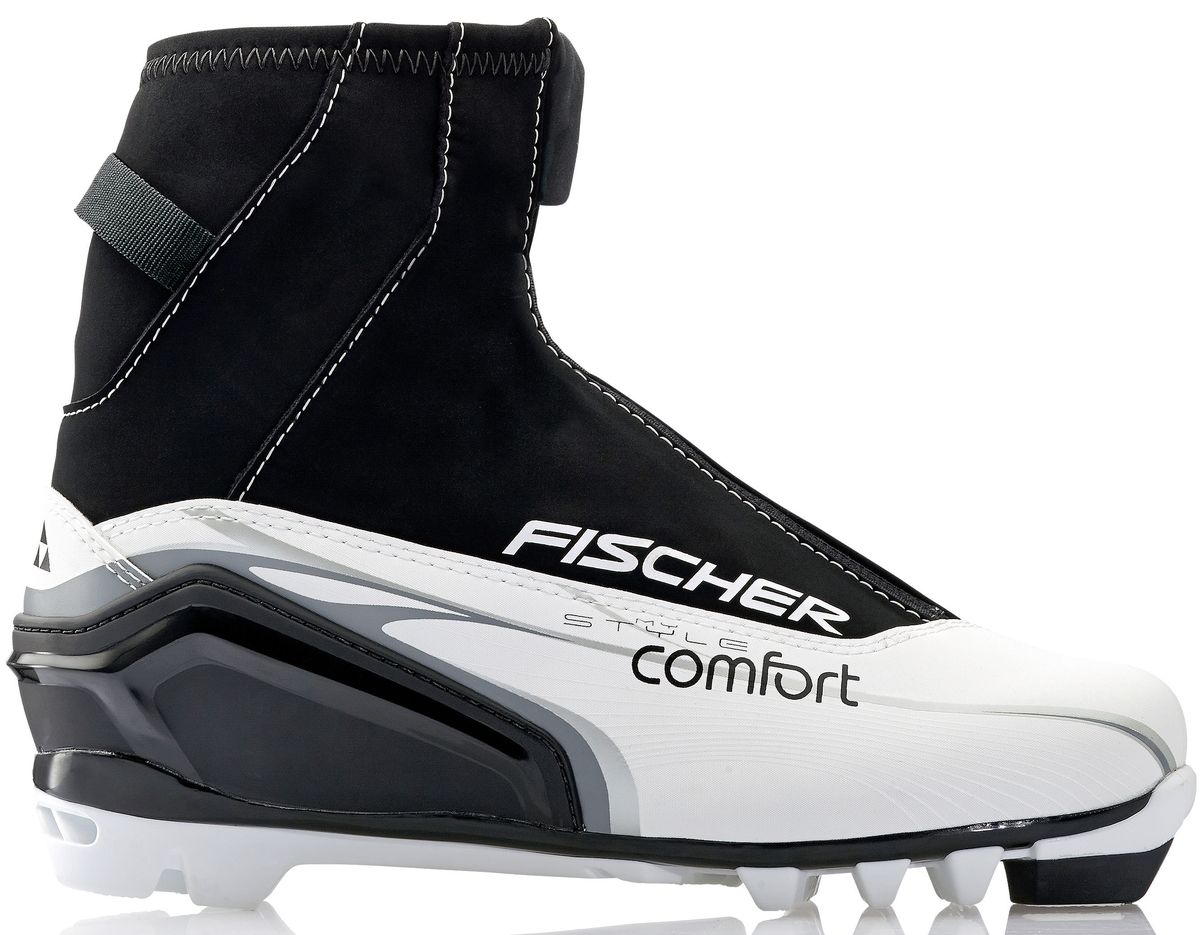 Ботинки лыжные женские Fischer XC Comfort My Style, цвет: черный, белый. S29914. Размер 38Karjala Comfort NNN Ботинки лыжные женские Fischer XC Comfort My Style, цвет: черный, белый. S29914. Размер 38Karjala Comfort NNNБотинки лыжные беговые Fischer XC Comfort My Style - отличный выбор для стильных лыжниц. Высокий клапан на молнии и водоотталкивающий утеплитель Comfort Guard защищает от холода и проникновения влаги при катании.ТЕХНОЛОГИИ:LADIES FIT CONCEPTДля женской целевой группы разработан свой тип колодки, который обеспечивает наилучший комфорт при катании и максимальную передачу энергии.INJECTED EXTERIOR HEEL CAPНаружная пластиковая вставка анатомической формы в пяточной части обеспечивает комфортное облегание ботинок и отличную передачу энергии. EASY ENTRY LOOPSШирокое раскрытие ботинка и практичная петля на пятке облегчают надевание/ снимание ботинок. LACE COVERДополнительная защита шнуровки предотвращает проникновение влаги и холода. CLEANSPORT NXTСпециальная пропитка подкладки и стелек ботинок. Система из полезных микробов, которые устраняют неприятный запах. COMFORT GUARDОчень легкий, водоотталкивающий изоляционный материал дополнительно защищает от холода мысок и переднюю часть стопы.