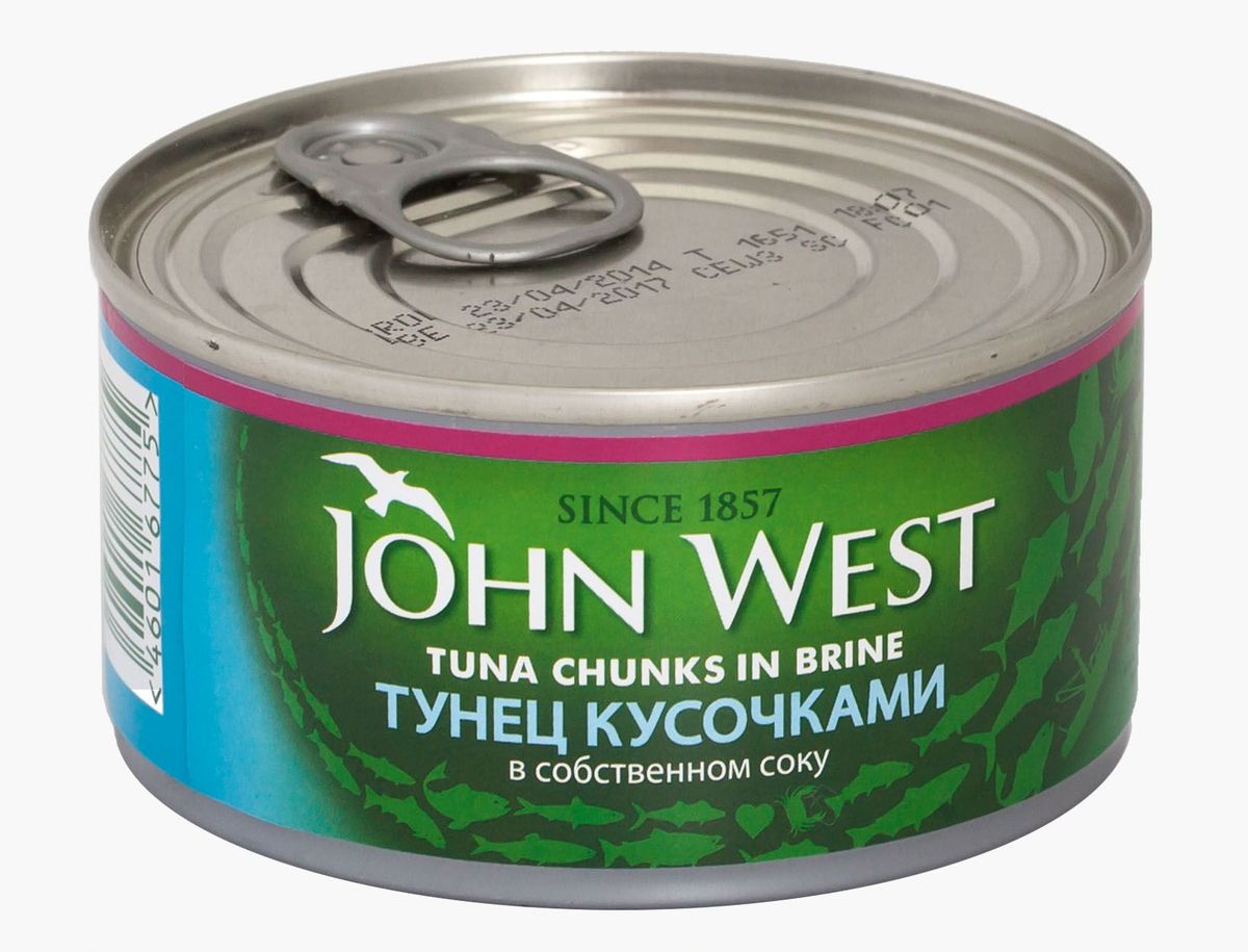 John West тунец кусочками в собственном соку, 185 г0120710 John West тунец кусочками в собственном соку, 185 г0120710Деликатный вкус тунца JOHN WEST кусочками в собственном соку делает его прекрасным дополнением различных блюд. С ним можно приготовить легкие сэндвичи, добавлять его в горячие блюда и в салаты. Благодаря минимальному содержанию жира данный продукт может быть включен в рацион людей, следящих за своей фигурой. В его состав входят исключительно натуральные продукты, консерванты отсутствуют. Побаловать себя и своих близких вкусным и полезным тунцом вы сможете в любое время года.