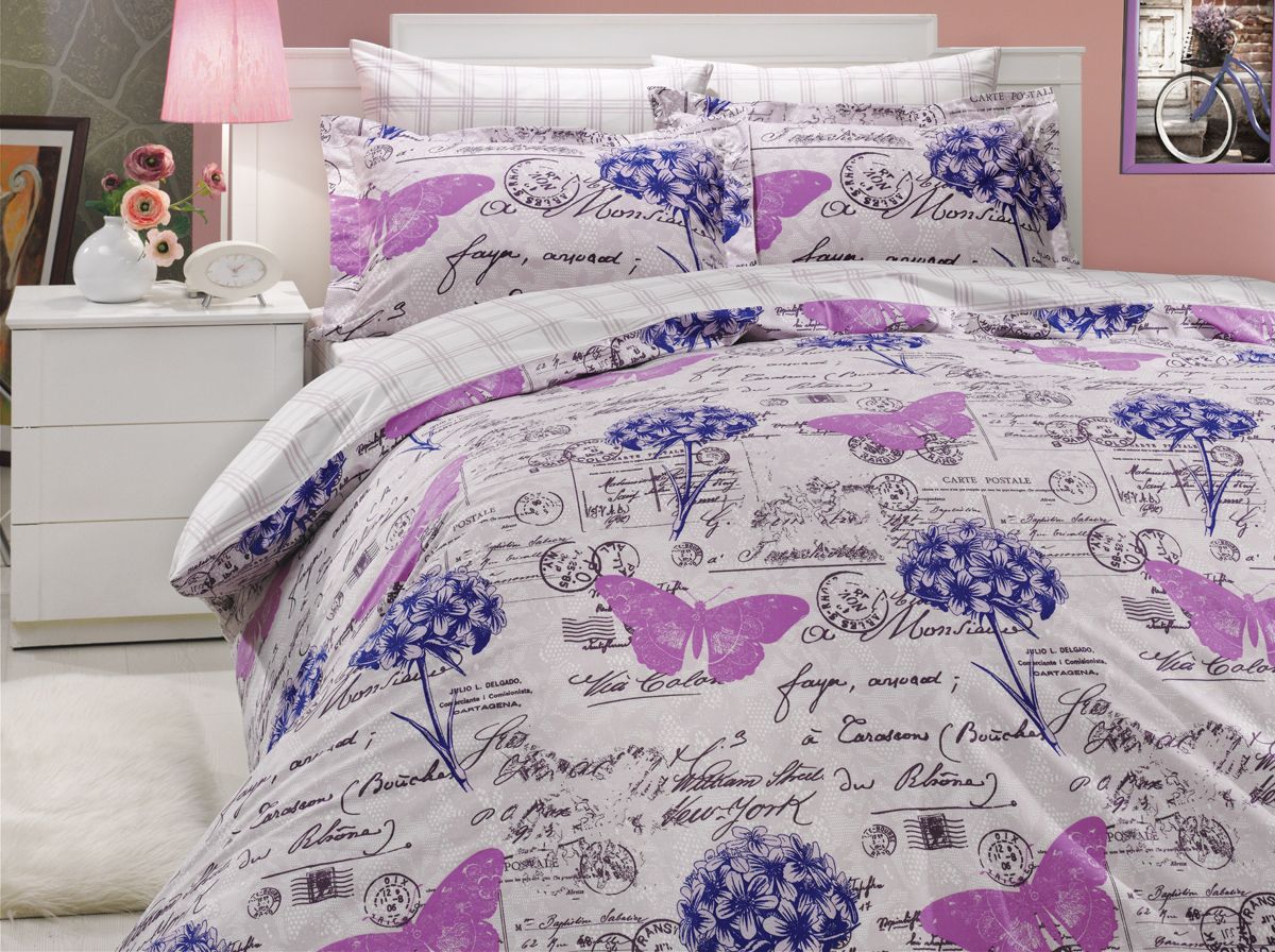 Комплект белья Hobby Home Collection Ancelica, 1,5-спальный, наволочки 50x70, 70x70, цвет: лиловый6221М Комплект белья Hobby Home Collection Ancelica, 1,5-спальный, наволочки 50x70, 70x70, цвет: лиловый6221МКомплект белья Hobby Home Collection состоит из простыни, пододеяльника и 2 наволочек. Белье выполнено из поплина - это ткань из 100% натурального хлопка. По легенде этот материал впервые произвели во французской резиденции Папы Римского, городе Авиньон. За это ткань назвали поплином, что означает папский. По своим характеристикам она напоминает бязь, однако, на ощупь гораздо более мягкая и гладкая. Прекрасные потребительские качества обеспечили поплину популярность у розничного покупателя: ткань не выцветает и не мнется, ее можно не гладить вообще; не линяет и не деформируется при стирке до сорока градусов; на сто процентов состоит из натуральных хлопковых волокон.