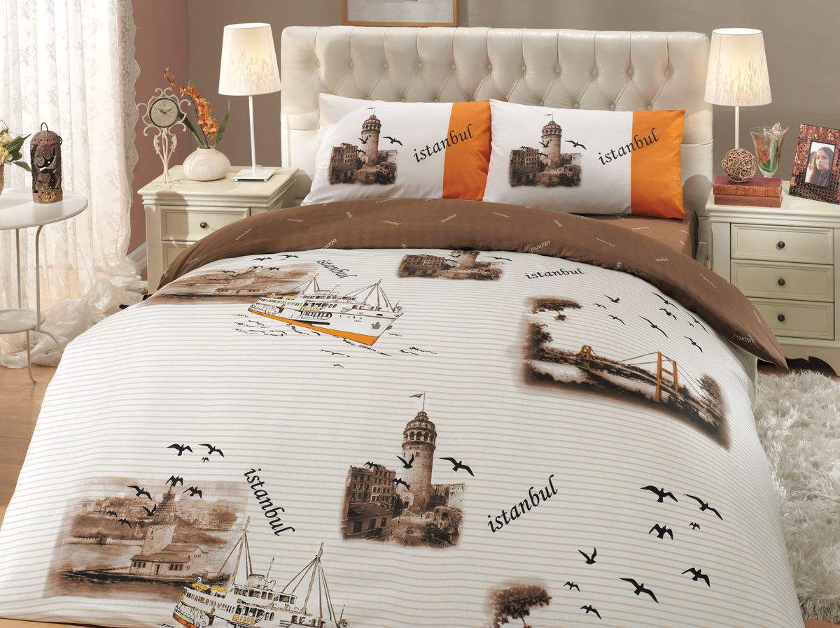 Комплект белья Hobby Home Collection Istanbul, евро, наволочки 50x70, 70x70, цвет: коричневыйU210DF Комплект белья Hobby Home Collection Istanbul, евро, наволочки 50x70, 70x70, цвет: коричневыйU210DFКомплект белья Hobby Home Collection состоит из простыни, пододеяльника и 4 наволочек. Белье выполнено из ранфорса - это ткань из 100% натурального хлопка, которая легко стирается, практичнее льна, подстраивается под температуру воздуха - зимой на таком белье тепло, летом - прохладно. Мягкость и нежность материала создает чувство комфорта и защищенности. У хлопка хорошая проводимость тепла, поэтому постельное белье из него может надолго оставаться свежим. Постельное белье с оригинальными дизайнами станет отличным выбором для людей, стремящихся всегда быть стильными.