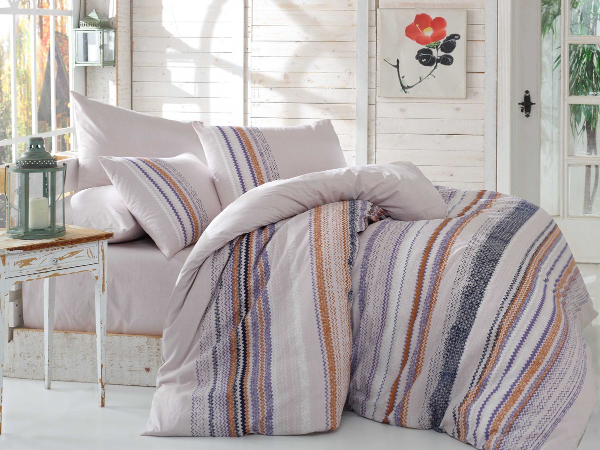Комплект белья Hobby Home Collection Milena, 1,5-спальный, наволочка 50х70, цвет: серый391602 Комплект белья Hobby Home Collection Milena, 1,5-спальный, наволочка 50х70, цвет: серый391602Комплект постельного белья Hobby Home Collection изготовлен из высококачественного ранфорса (100% натурального хлопка). Ранфорс по своим техническим и тактильным свойствам значительно лучше бязи, практичнее льна и служит более недорогой альтернативой сатину. Ткань подстраивается под температуру воздуха: зимой на таком белье тепло, а летом прохладно. Белье легко стирается, обладает высокой гигроскопичностью и воздухопроницаемостью. Оно является достаточно прочным и стойким к деформациям, поэтому способно выдержать многочисленные циклы стирки. При этом на протяжении всего срока службы белье сохраняет мягкость и легкость. Стильный продукт с оригинальными дизайнами станет отличным выбором для людей, стремящихся всегда быть в центре внимания.