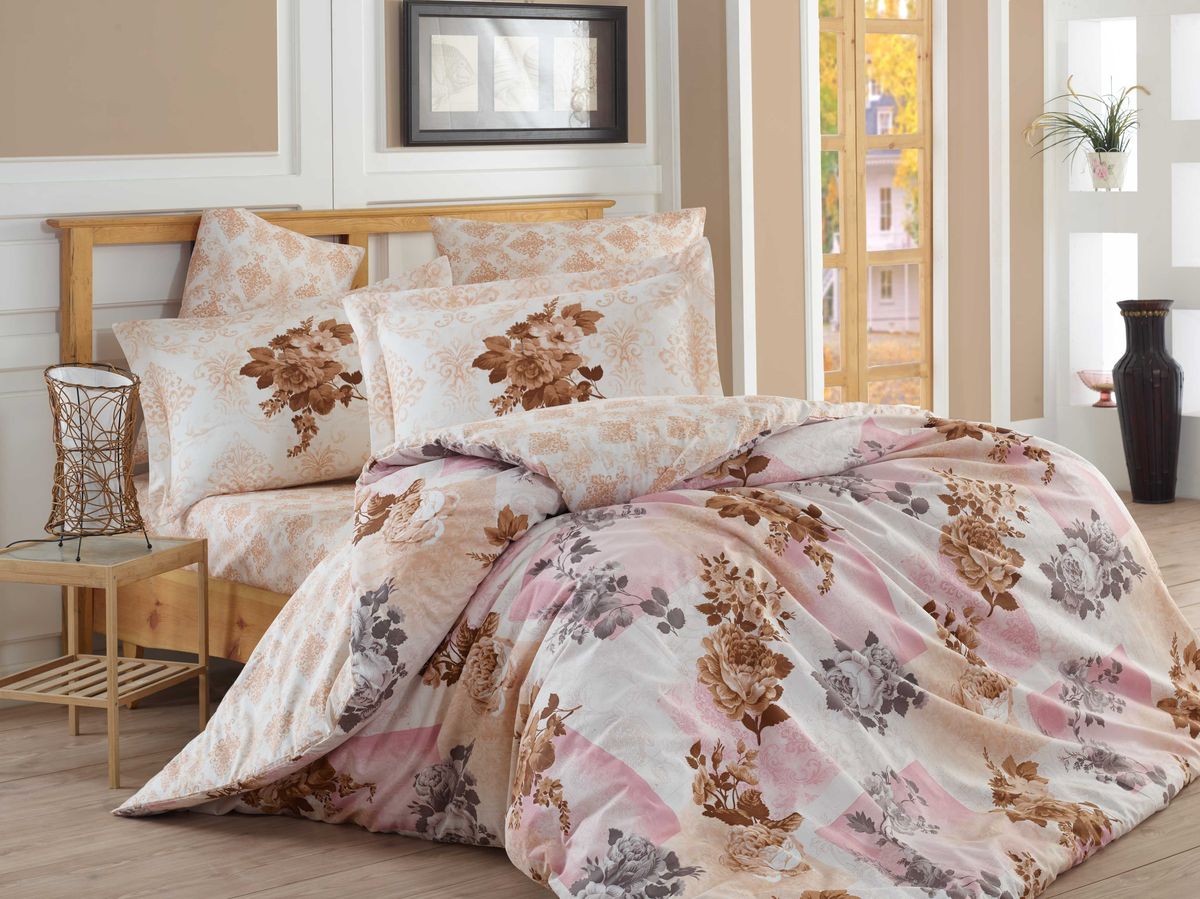 Комплект белья Hobby Home Collection Elvira, евро, наволочки 50x70, 70x70, цвет: светло-розовыйU210DF Комплект белья Hobby Home Collection Elvira, евро, наволочки 50x70, 70x70, цвет: светло-розовыйU210DFКомплект белья Hobby Home Collection состоит из простыни, пододеяльника и 4 наволочек. Белье выполнено из поплина - это ткань из 100% натурального хлопка. По легенде этот материал впервые произвели во французской резиденции Папы Римского, городе Авиньон. За это ткань назвали поплином, что означает папский. По своим характеристикам она напоминает бязь, однако, на ощупь гораздо более мягкая и гладкая. Прекрасные потребительские качества обеспечили поплину популярность у розничного покупателя: ткань не выцветает и не мнется, ее можно не гладить вообще; не линяет и не деформируется при стирке до сорока градусов; на сто процентов состоит из натуральных хлопковых волокон.