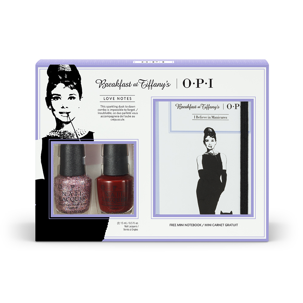 OPI Набор лаков для ногтей с записной книжкой Holiday 2016, 2 х 15 млFM 5567 weis-grau OPI Набор лаков для ногтей с записной книжкой Holiday 2016, 2 х 15 млFM 5567 weis-grauКлассика американского кино Завтрак у Тиффани вдохновила OPI на создание новогодней коллекции. “Я верю в маникюр.”Знаменитые слова, произнесенные иконой стиля Одри Хепберн, – непреложная истина для OPI. Именно поэтому салонный бренд #1 в мире представляет «Завтрак у Тиффани» – рождественскую коллекцию, которая пленяет той же элегантностью и неотразимостью, что и Одри Хепберн в роли Холли Голайтли в одноименном классическом американском фильме.“Одри не просто была воплощением классической красоты. Она излучала красоту, понимала ее и стала настоящим синонимом слова «стиль»,” - говорит Сьюзи Вайс-Фишманн, соучредитель и посол марки OPI. “В каждой из нас есть что-то от Одри, и не найти лучшего времени, чем новогодние и рождественские каникулы с их вихрем вечеринок, чтобы продемонстрировать это.”Созданный в фильме образ кокетливой игривости Одри Хепберн вдохновил OPI на создание лимитированной коллекции «Завтрак у Тиффани». Классические красные и бордовые оттенки соседствуют с изысканными оттенками с блестящими частичками. Коллекция возвращает нас к самым ярким модным акцентам фильма, включая роскошный розовый наряд Холли для вечеринки, эффектное маленькое черное платье и элегантное пятирядное жемчужное ожерелье. И, конечно, коллекция не была бы полной без фирменного оттенка Тиффани, названного самым должным образом: «Я верю в маникюр»*. Все оттенки коллекции «Завтрак у Тиффани» представлены как в лаковой формуле, так и в гелевой системе двухнедельной стойкости GelColor, предназначенной для профессионального использования. Оттенок «Я верю в маникюр»* и пять классических оттенков жемчужного, винного, бордо, кораллового и темно-пурпурного будут доступны и в формуле стойкого маникюра Infinite Shine OPI, трехступенчатая система, обеспечивающая более длительный срок стойкости и блеска и более быстрое нанесениеи снятие в сравнении с использованием геля.Состав набора:2 лака для ногтей 15 мл-Sunrise…Bedtime! -Can’t Read Without My LipstickВ ПОДАРОК Записная книжка