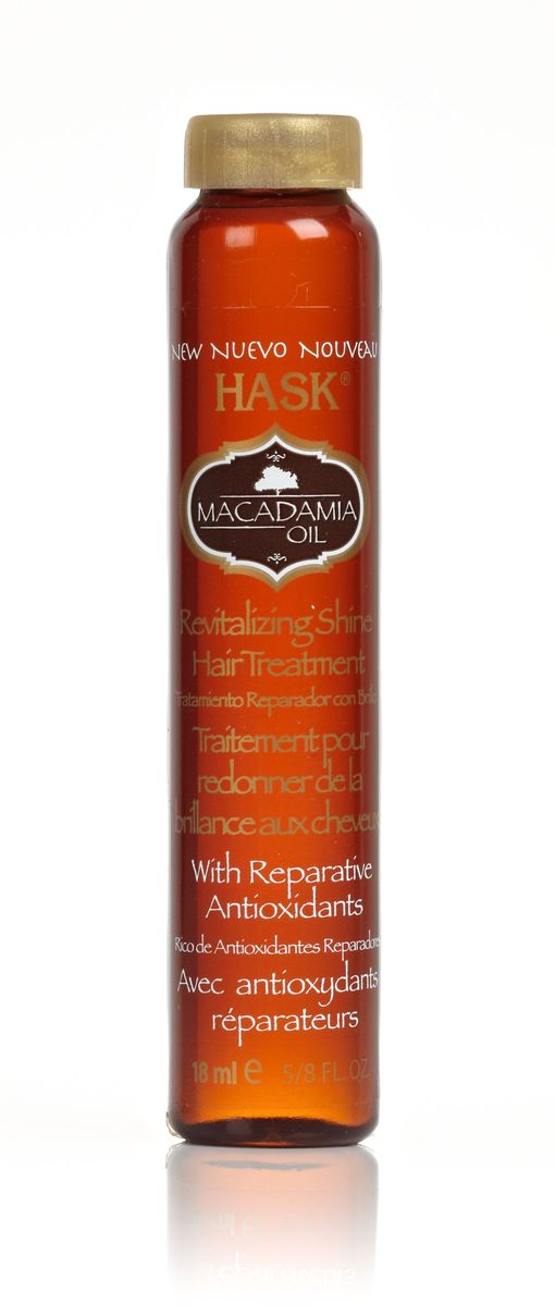 HASK Масло для увлажнения волос с экстрактом Макадамии, 18 мл72523WD HASK Масло для увлажнения волос с экстрактом Макадамии, 18 мл72523WDЭто легкое масло без содержания спирта мгновенно впитывается и наполняет волосы сиянием, не оставляя жирного блеска. Обогащено витамином Е, Омега-7 и антиоксидантами. Масло макадамии глубоко проникает в кутикулу волоса, делает даже самые поврежденные волосы мягкими и невероятно блестящими.