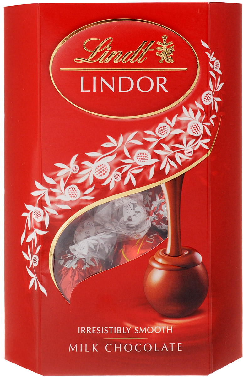 Lindt Lindor конфеты из молочного шоколада, 200 г0120710 Lindt Lindor конфеты из молочного шоколада, 200 г0120710Конфеты из молочного шоколада Lindt Lindor с нежной, тающей начинкой - произведение Мэтров Шоколатье, которые создают шоколад высочайшего качества с 1845 года. Попробовав изысканный шоколад, почувствуйте, как медленно тает его сердце, пробуждая все ваши чувства. Уважаемые клиенты! Обращаем ваше внимание, что полный перечень состава продукта представлен на дополнительном изображении.