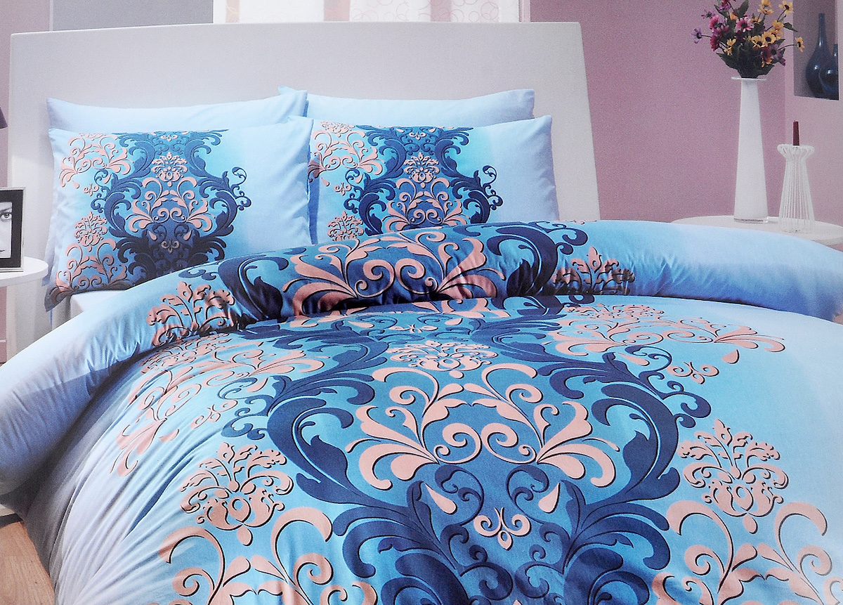 Комплект белья Hobby Home Collection Almeda, евро, наволочки 50x70, 70x70, цвет: голубойU210DF Комплект белья Hobby Home Collection Almeda, евро, наволочки 50x70, 70x70, цвет: голубойU210DFКомплект белья Hobby Home Collection Almeda состоит из простыни, пододеяльника и 4 наволочек. Белье выполнено из ранфорса - это ткань из 100% натурального хлопка, которая легко стирается, практичнее льна, подстраивается под температуру воздуха - зимой на таком белье тепло, летом - прохладно. Мягкость и нежность материала создает чувство комфорта и защищенности. У хлопка хорошая проводимость тепла, поэтому постельное белье из него может надолго оставаться свежим. Постельное белье с оригинальными дизайнами станет отличным выбором для людей, стремящихся всегда быть стильными.