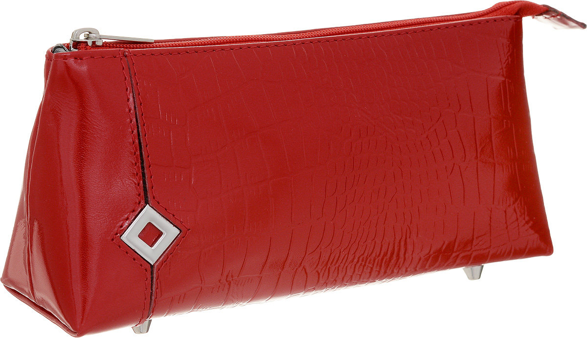 Косметичка Dimanche Papillon Rouge, цвет: красный. 338INT-06501 Косметичка Dimanche Papillon Rouge, цвет: красный. 338INT-06501Стильная косметичка Papillon Rouge выполнена из натуральной кожи с декоративным тиснением. Косметичка закрывается на металлическую молнию, внутриодно большое отделение, на донышке четыре металлических ножки. Объемное дно и удобная застежка делают аксессуар универсальным в повседневном использовании. Характеристики: Цвет: красный. Материал: натуральная кожа, металл, текстиль. Размер косметички: 19 см x 9 см x 5 см. Производитель: Россия. Артикул: 338.
