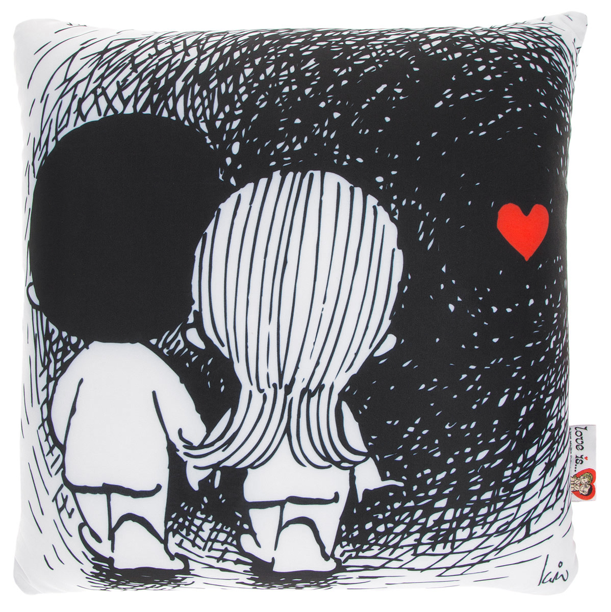Maxi Toys Подушка Love Is цвет черный белыйS03301004 Maxi Toys Подушка Love Is цвет черный белыйS03301004Яркая и оригинальная подушка Maxi Toys Love Is станет отличным аксессуаром к интерьеру любой детской комнаты! Подушка украшена принтом с изображением героев комикса новозеландской художницы Ким Касали Love Is, известным у нас в стране по вкладышам одноименной жевательной резинки.Мягкую подушку можно взять с собой в путешествие - в самолете и автомобиле положить ее под голову во время отдыха, а наполнение в виде маленьких полимерных шариков будет отлично снимать стресс. Размер подушки: 32 см х 32 см х 14 см.