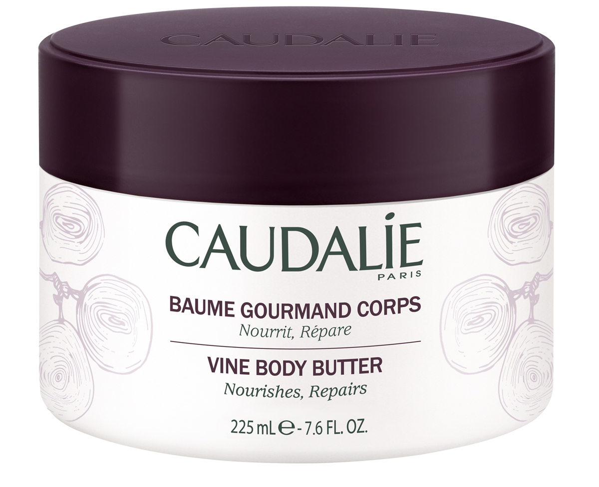 Caudalie Изысканный бальзам для тела Body Vinotherapie, 225 млFS-00897 Caudalie Изысканный бальзам для тела Body Vinotherapie, 225 млFS-00897Бальзам с нежной текстурой и изысканным ароматом, насыщенный маслами винограда и карите, моментально снимает ощущения стягивания сухой кожи. Благодаря интенсивному питанию, кожа вновь обретает эластичность и комфорт. Идеально восстанавливает кожу после солнечных ванн. 95% ингредиентов натурального происхождения. Баночка из эко-пластика.