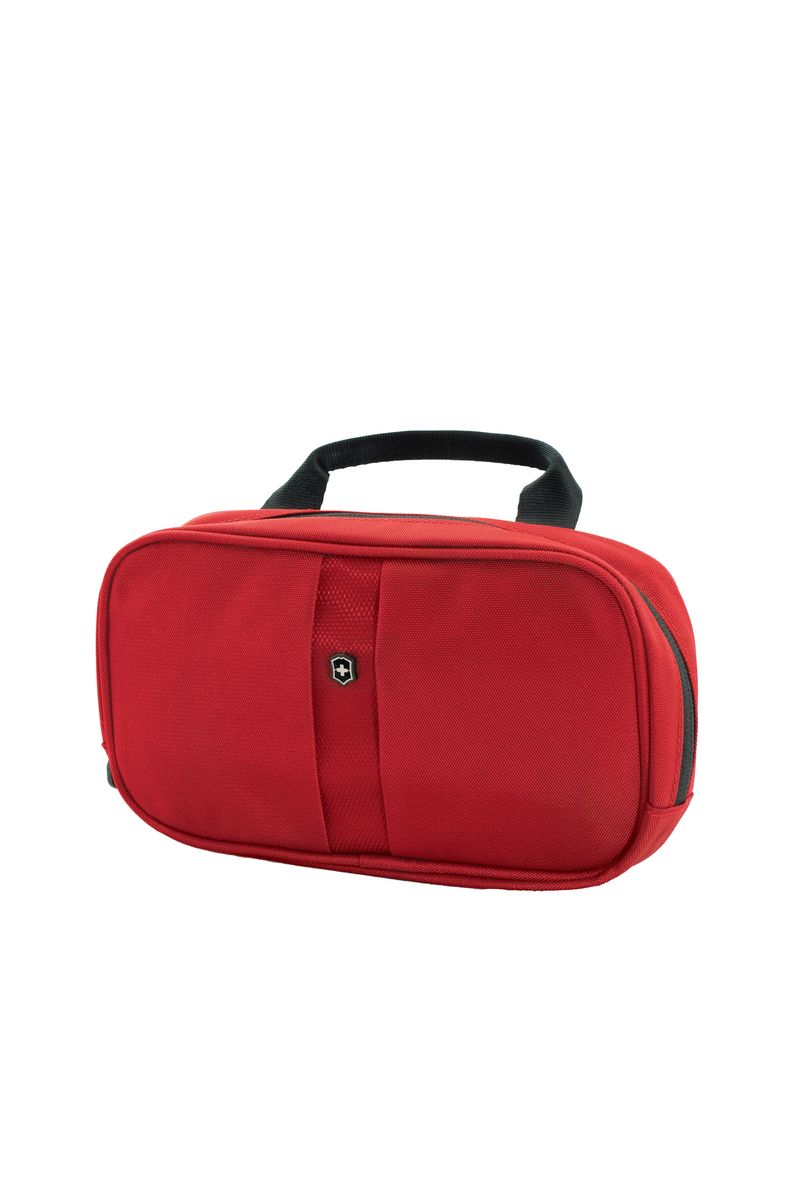 Несессер Victorinox Lifestyle Accessories 4.0 Overmight Essentials Kit, цвет: красный, 23 х 4 х13 см10130-11 Несессер Victorinox Lifestyle Accessories 4.0 Overmight Essentials Kit, цвет: красный, 23 х 4 х13 см10130-11Несессер Victorinox Lifestyle Accessories 4.0 Overmight Essentials Kit, выполненный из нейлона, идеально подходит для хранения небольших туалетных принадлежностей. Изделие имеет одно основное отделение на молнии и 2 раздельных внутренних кармана из микросетчатого материала. Такой несессер пригодится в путешествии, деловой поездке или на отдыхе.Объем: 1 л.